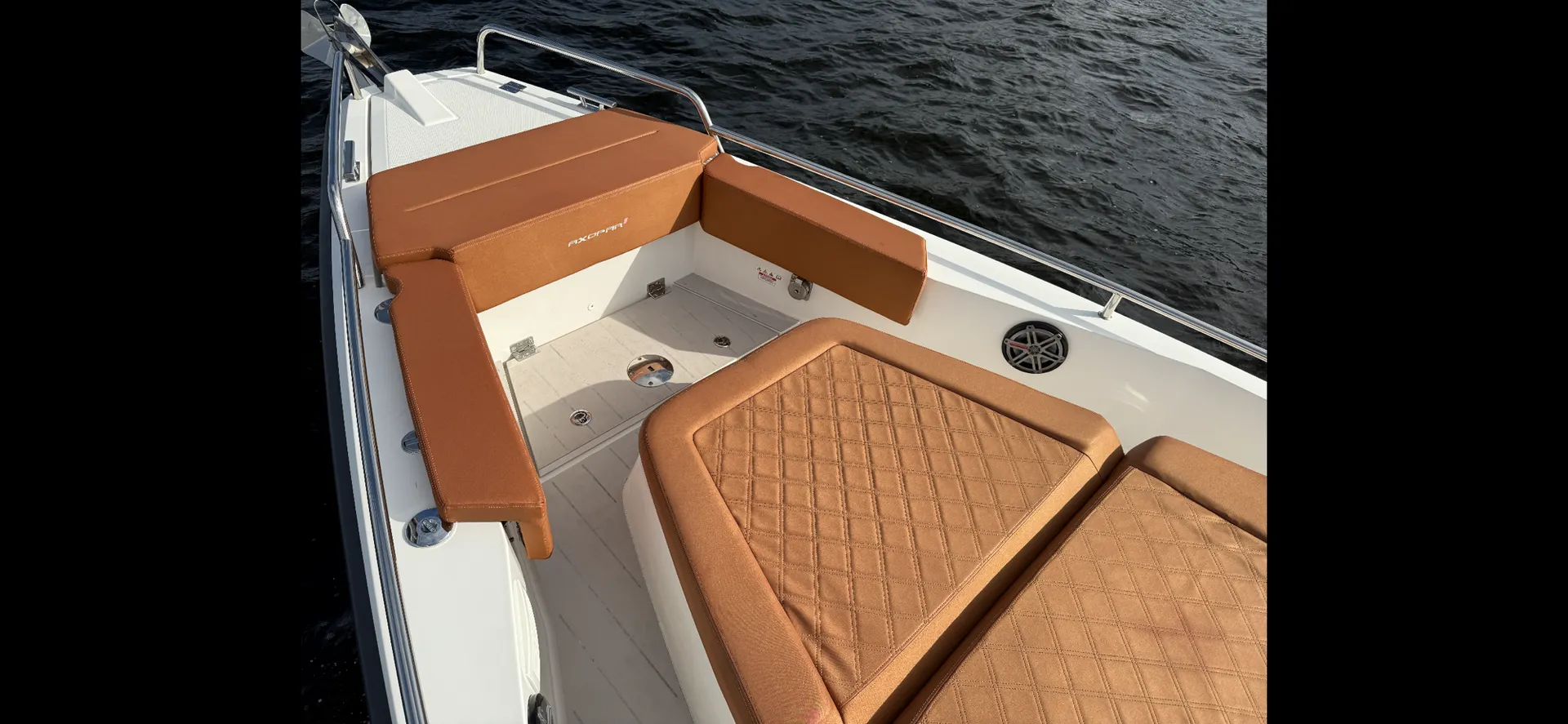 Abeona - Axopar 37 XC