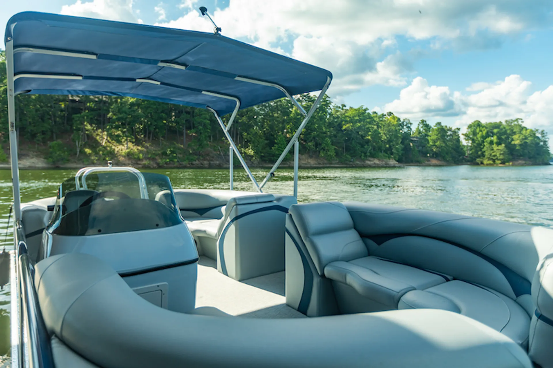 Perfect boat for parties, tanning, family outings, and more! Cove