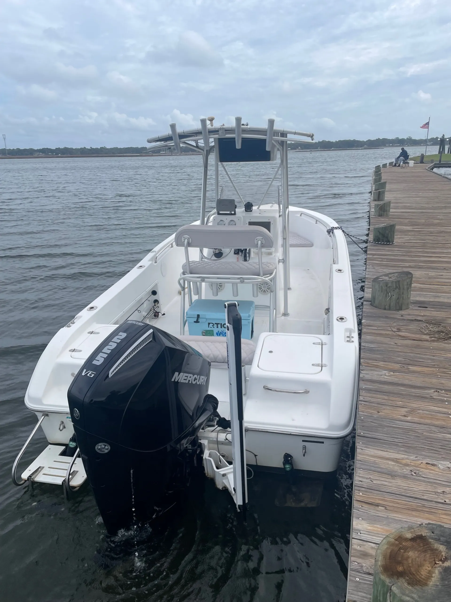 Perfect CC for fishing or cruising - on a wet slip Pascagoula, MS