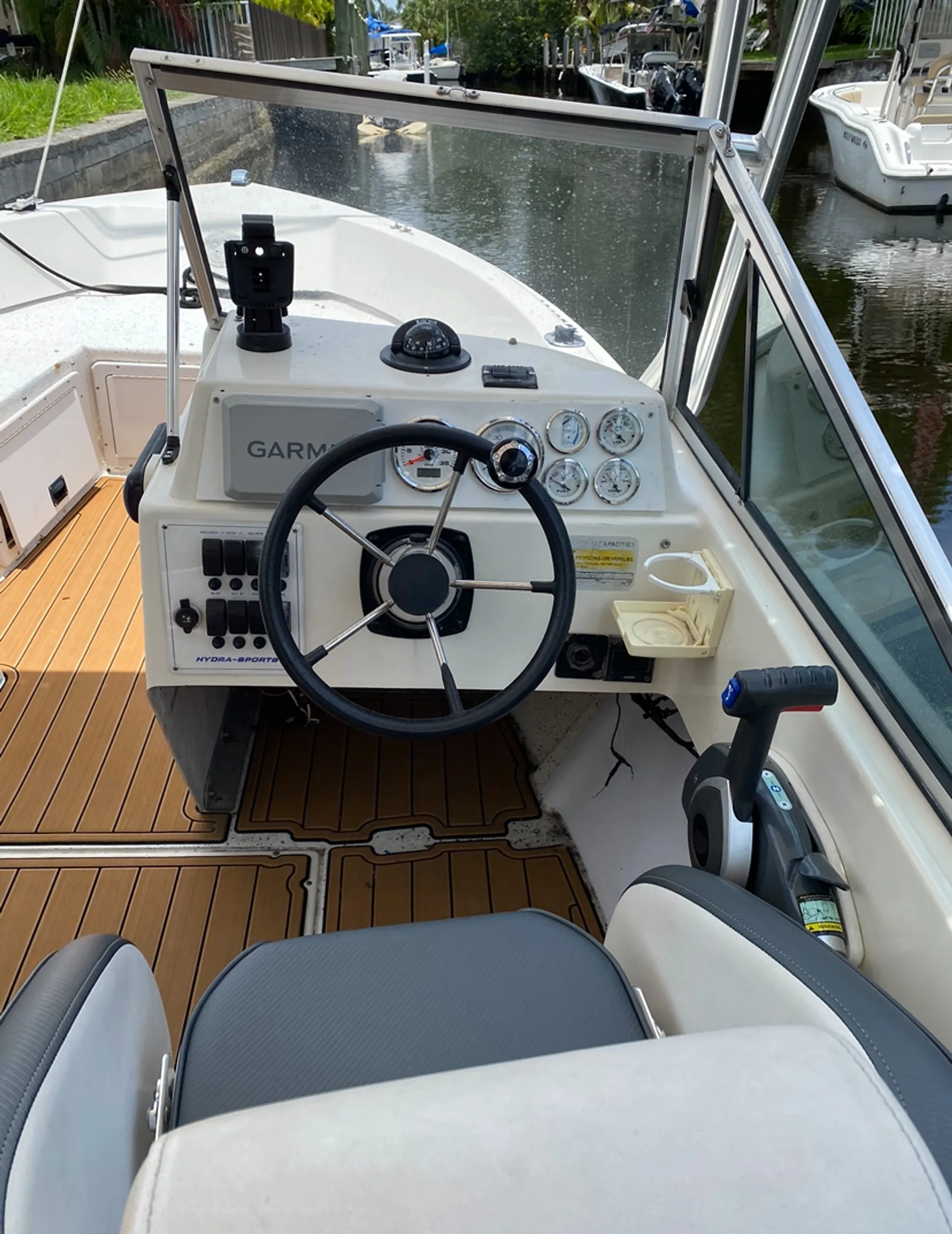 Hydrasports Boats 22 Ocean DC  in Fort Lauderdale, FL — photo 4