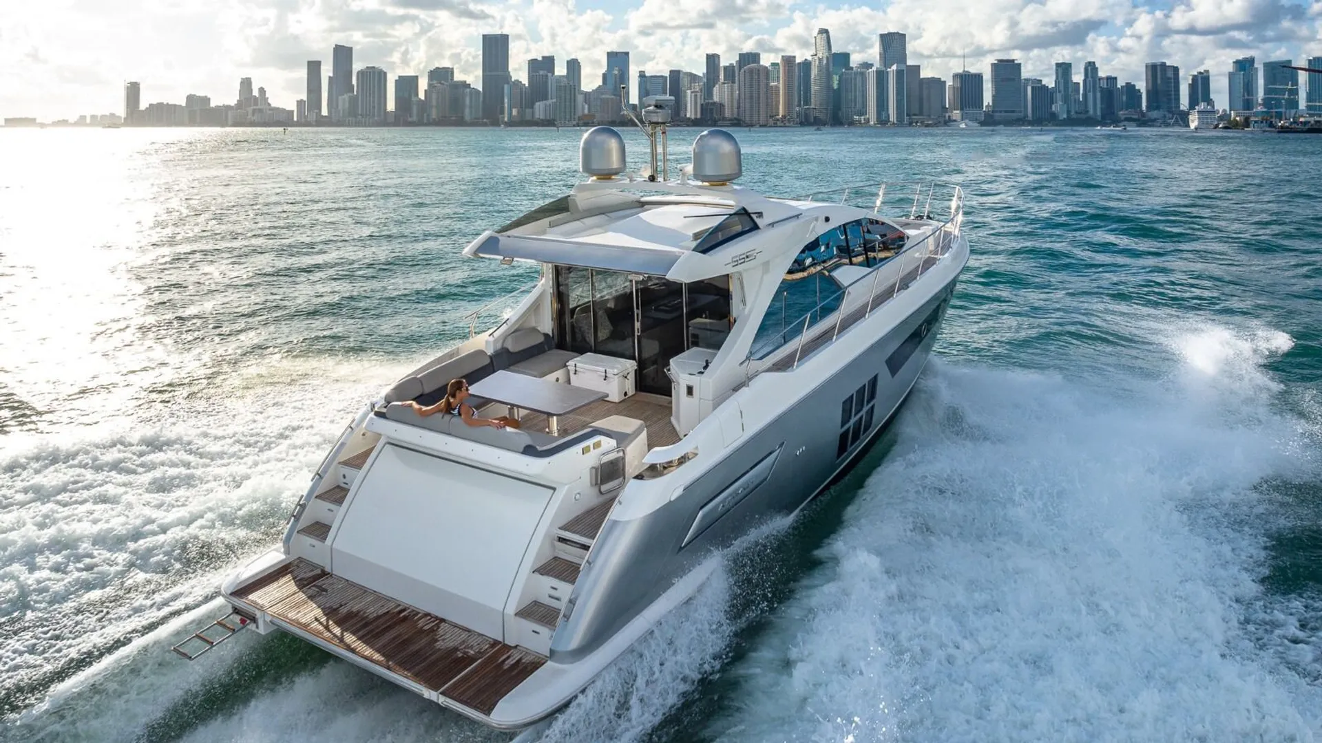 55 Azimut Luxury Yacht Sleek in Miami | No Extra Fees 