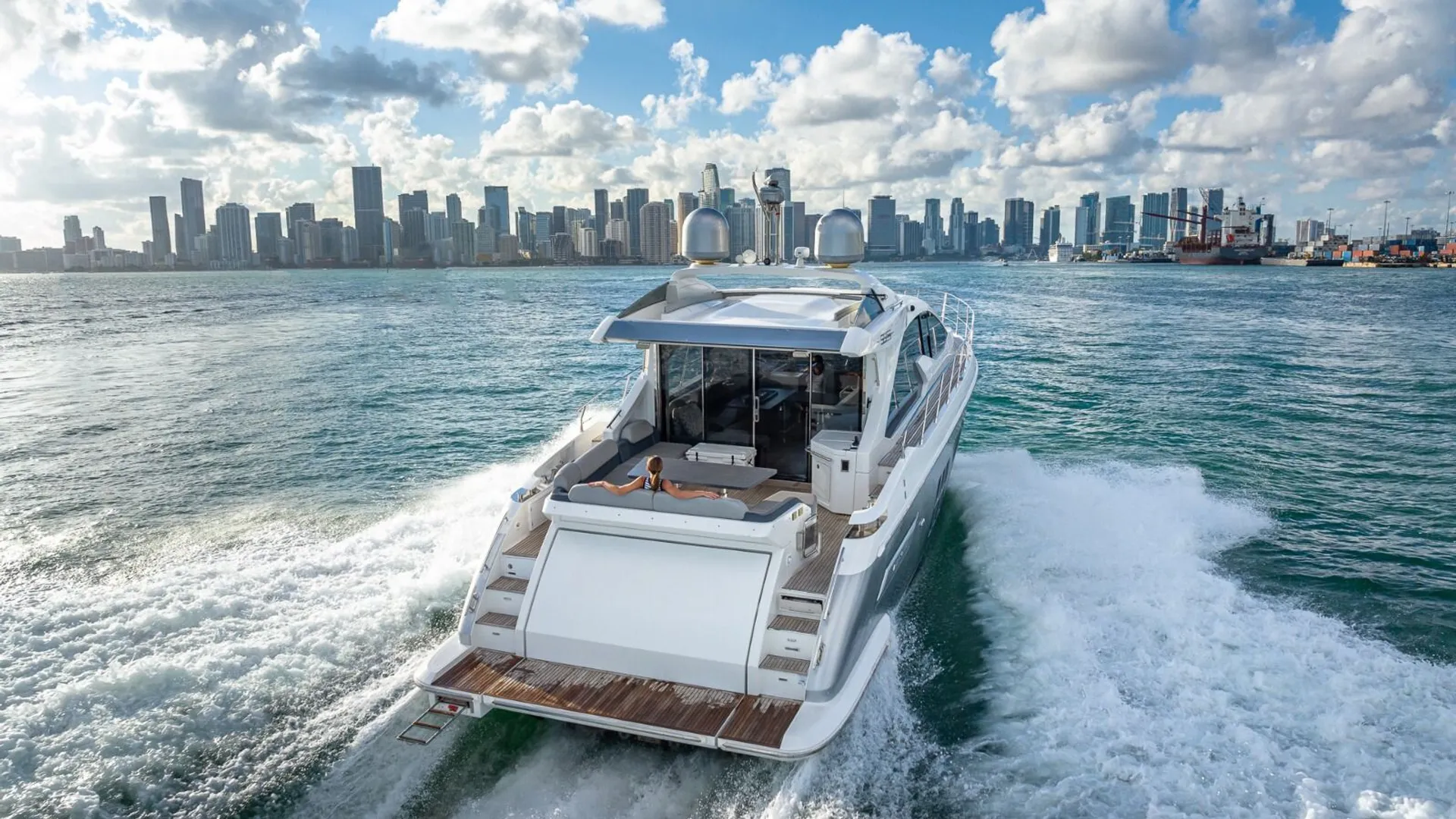55 Azimut Luxury Yacht Sleek in Miami | No Extra Fees 