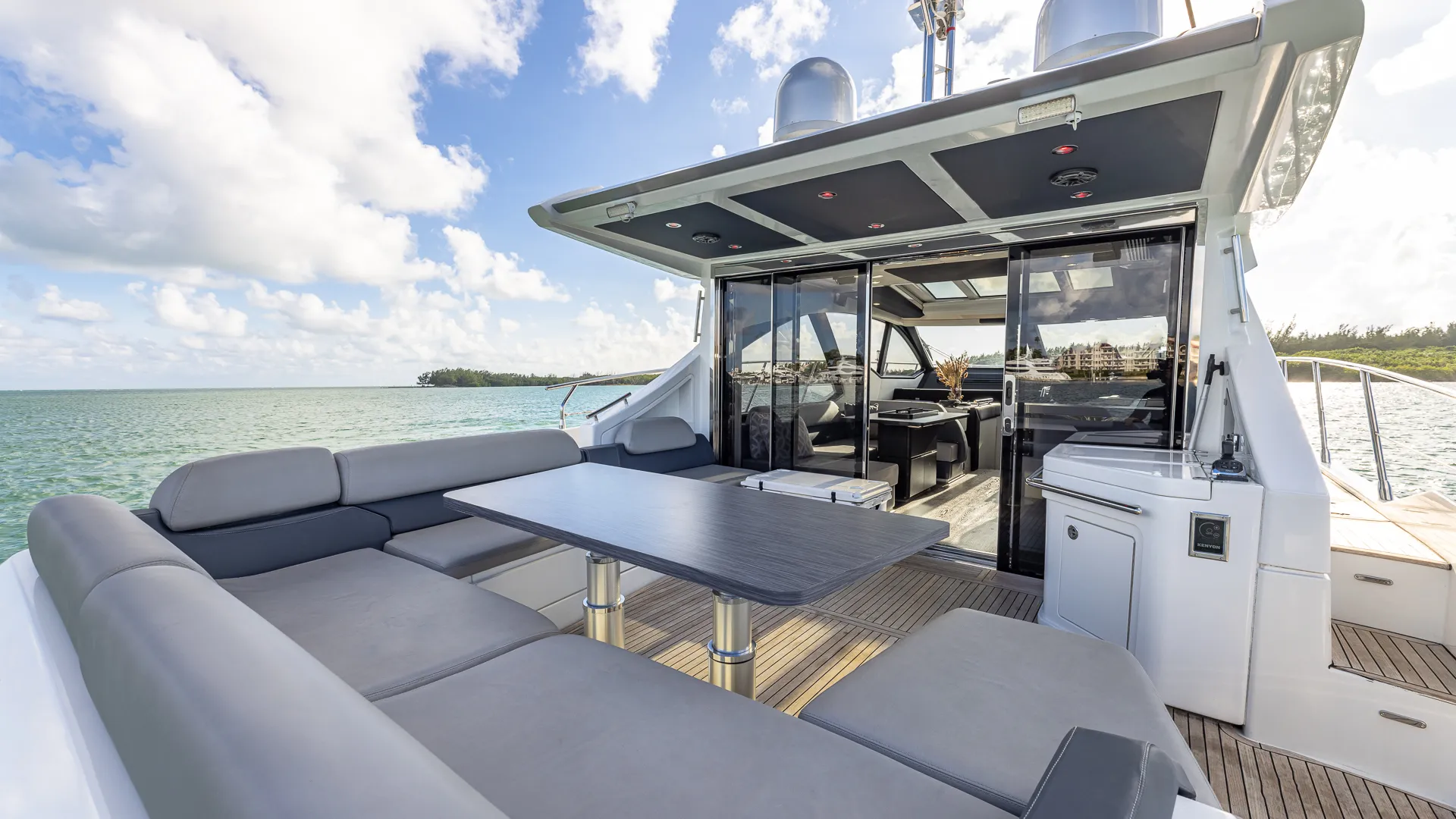 55 Azimut Luxury Yacht Sleek in Miami | No Extra Fees 