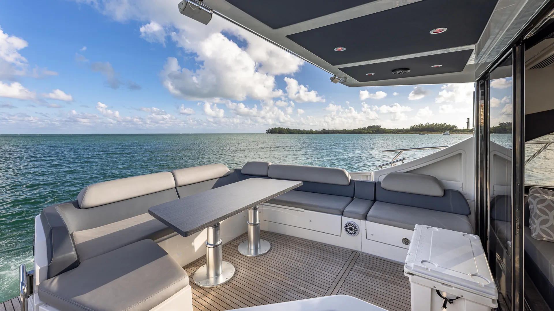 55 Azimut Luxury Yacht Sleek in Miami | No Extra Fees 