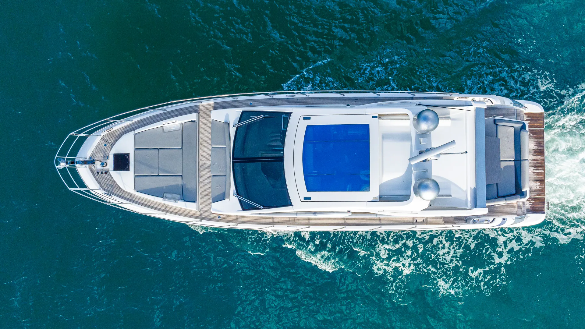 55 Azimut Luxury Yacht Sleek in Miami | No Extra Fees 