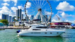  *** Miami 50ft flybridge Yacht . *** boat photo