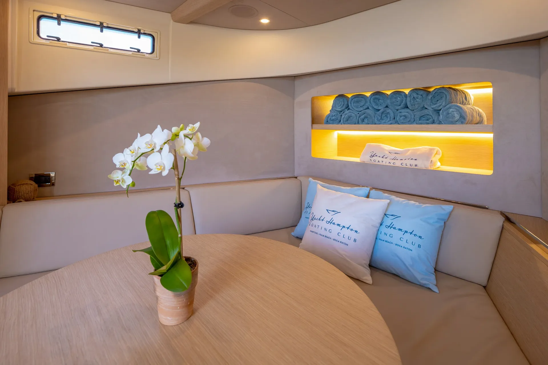 44' 2023 Solaris + 2 Seabobs Palm Beach FL