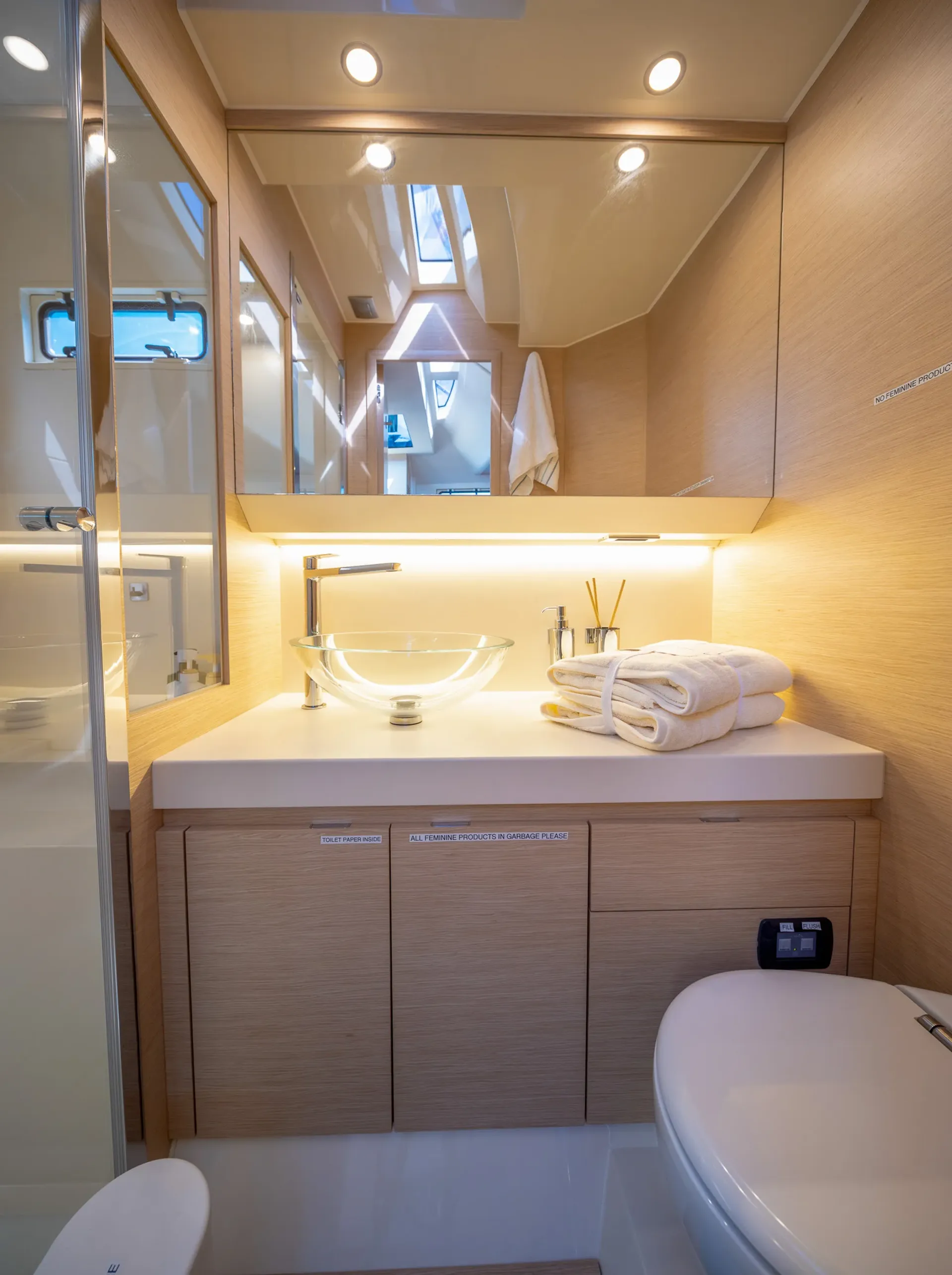 44' 2023 Solaris + 2 Seabobs Palm Beach FL