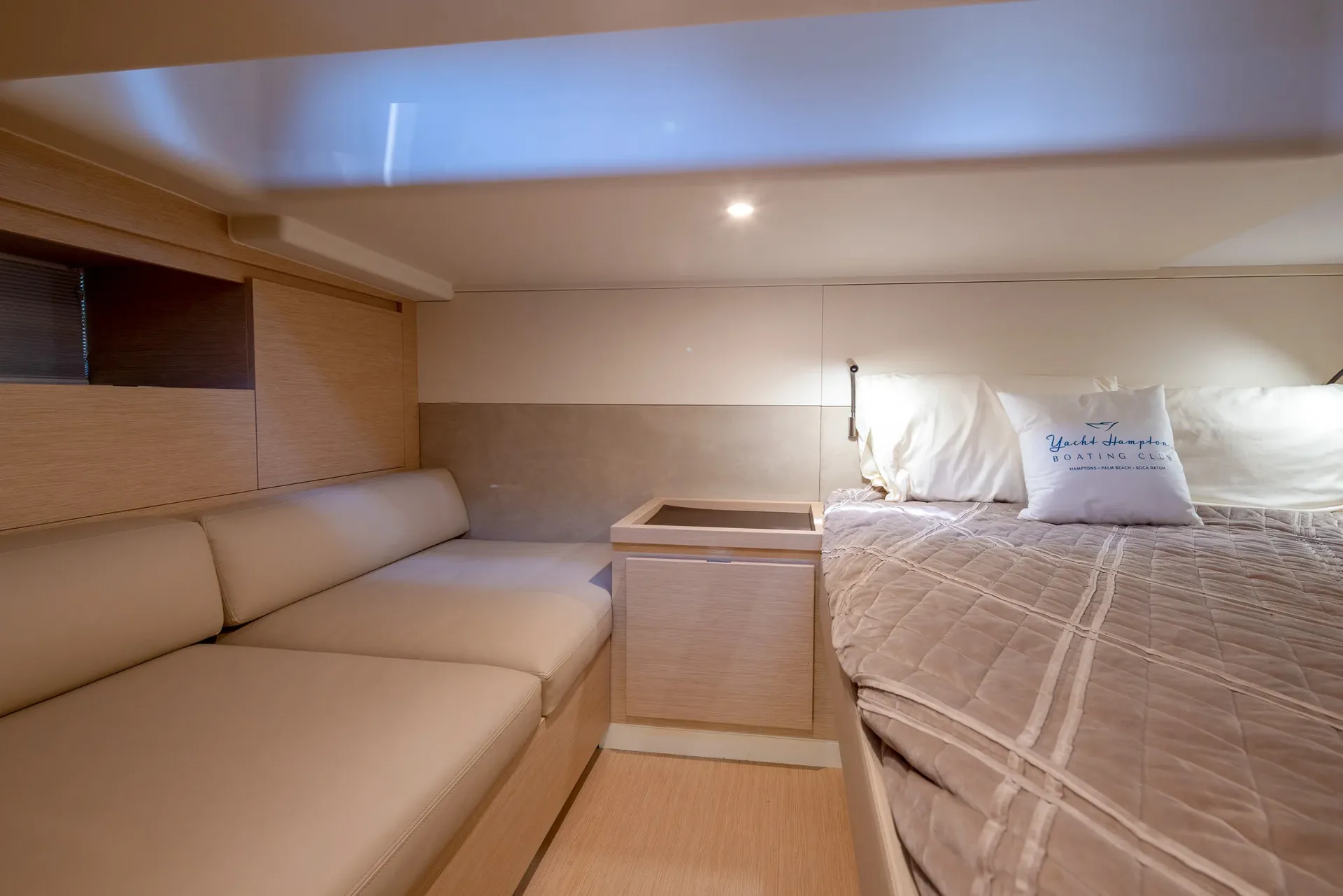 44' 2023 Solaris + 2 Seabobs Palm Beach FL