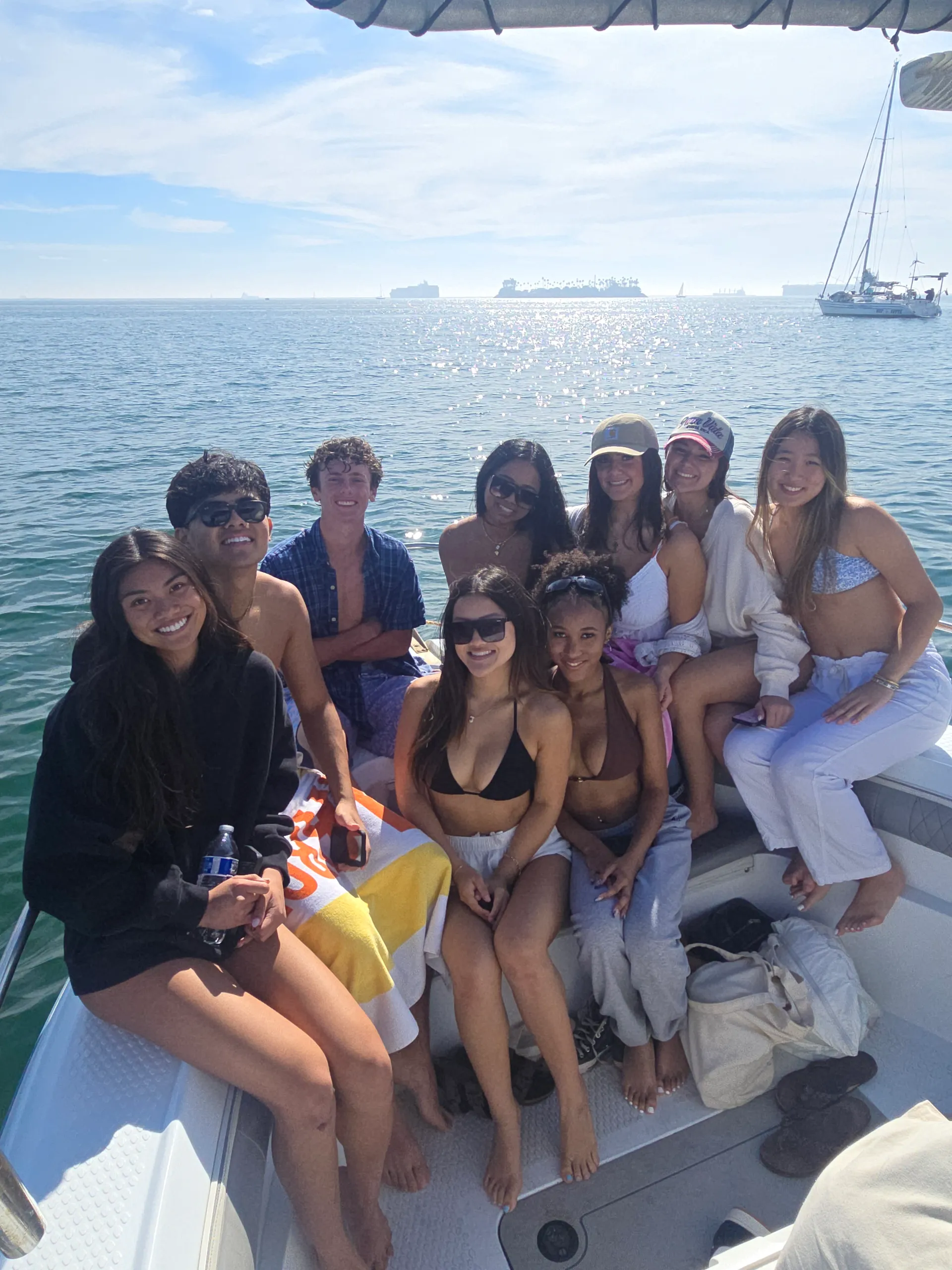 21’ Triumph in Huntington Beach – Coastal Cruises & Fishing Adventure