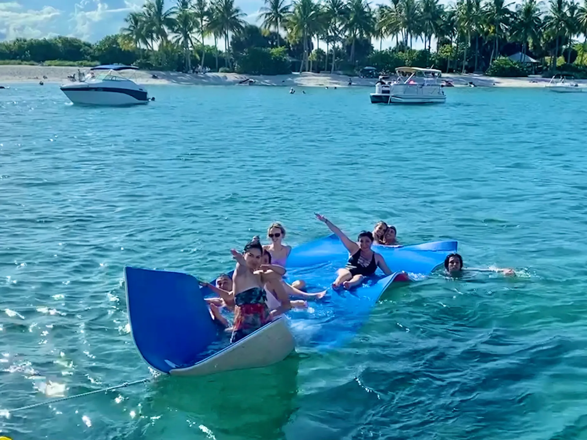 🔥Special 10% off  🔥 Cranchi Yacht  Starting $ 205 / H with captain