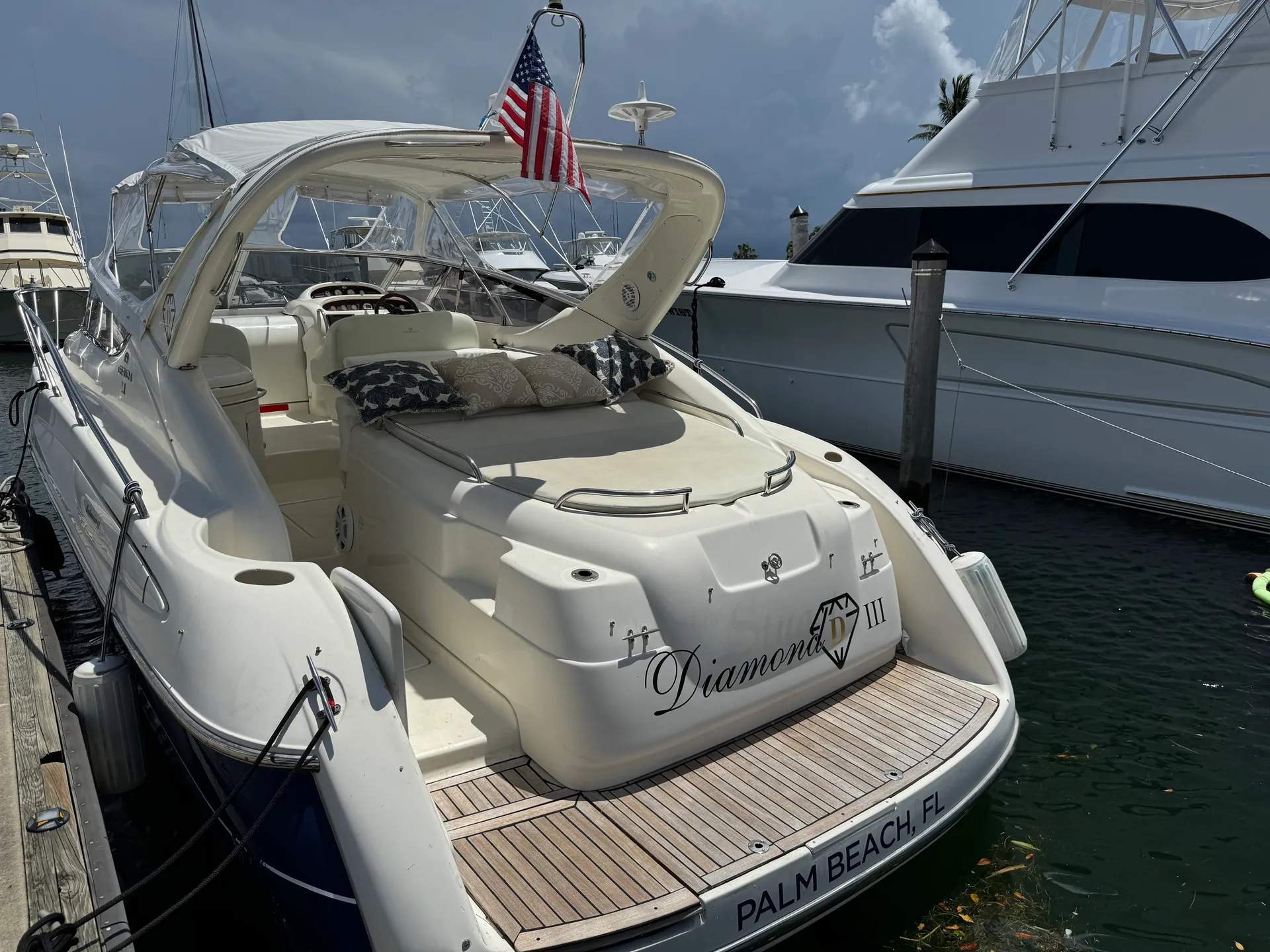 🔥Special 10% off  🔥 Cranchi Yacht  Starting $ 205 / H with captain