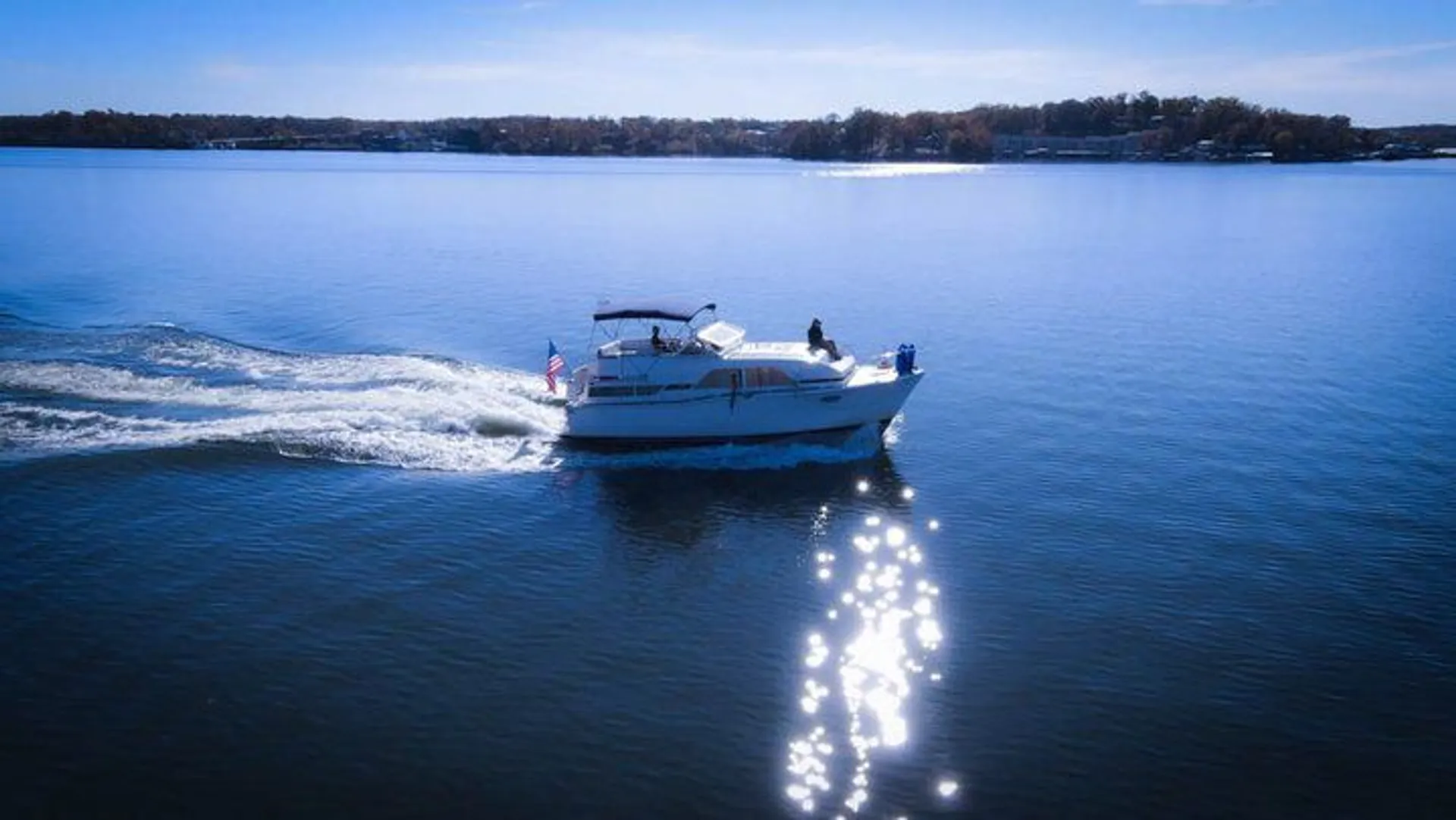 Classic cruiser - 37 feet of  spacious double cabin, USCG Captained