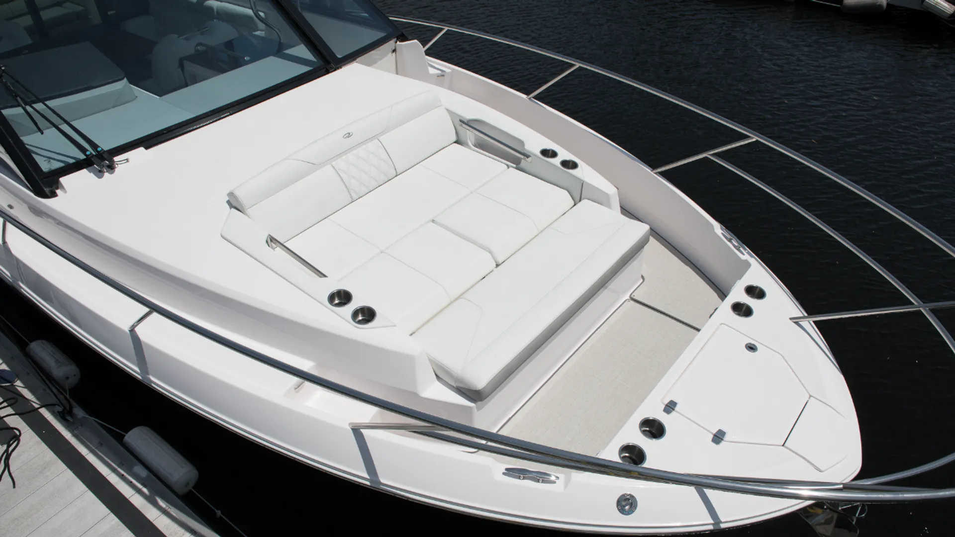 REGAL BOATS 36 XO in St. Petersburg, FL — photo 2