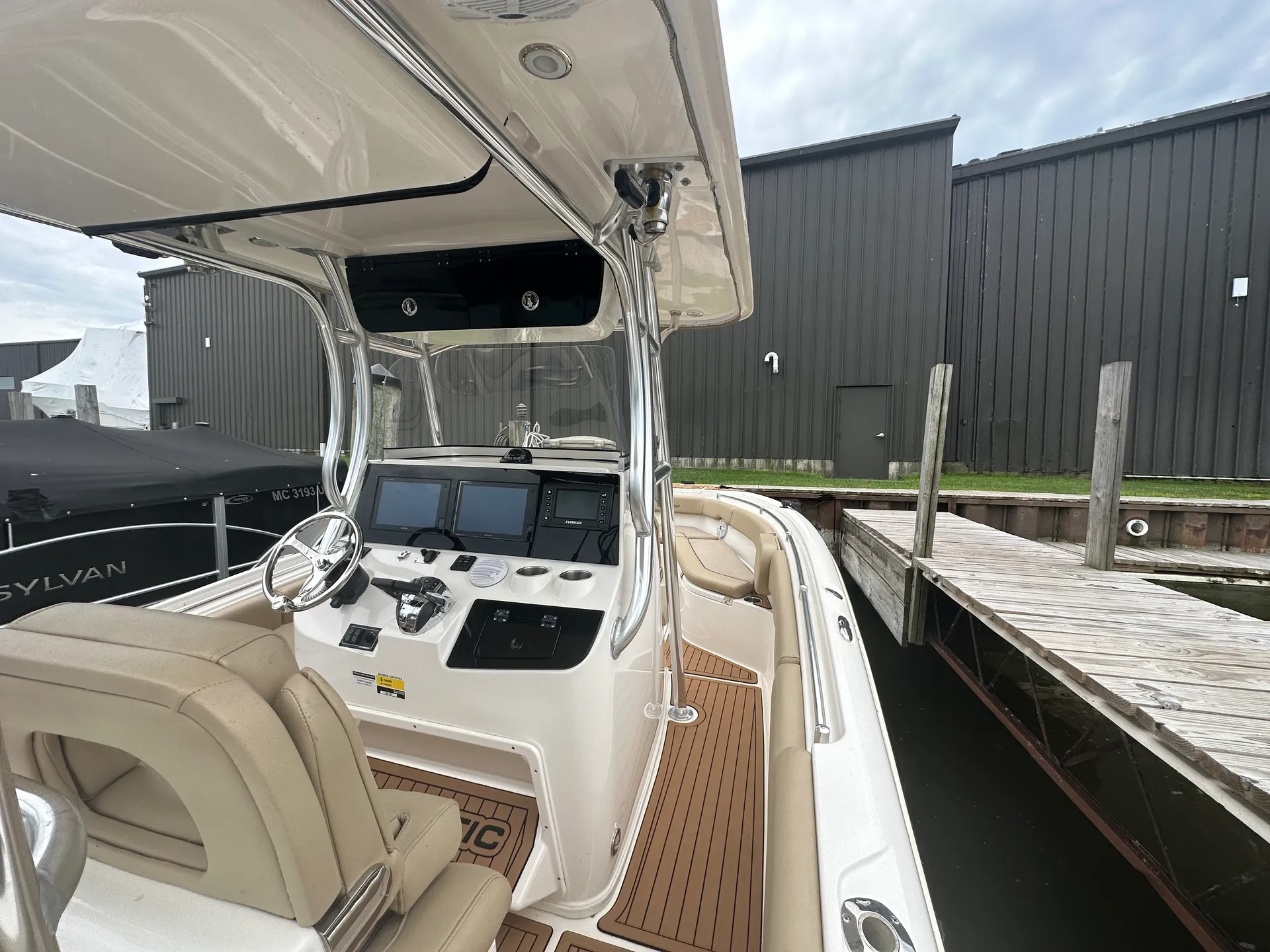 Key West Boats 261cc Billistic  in Pompano Beach, FL — photo 8