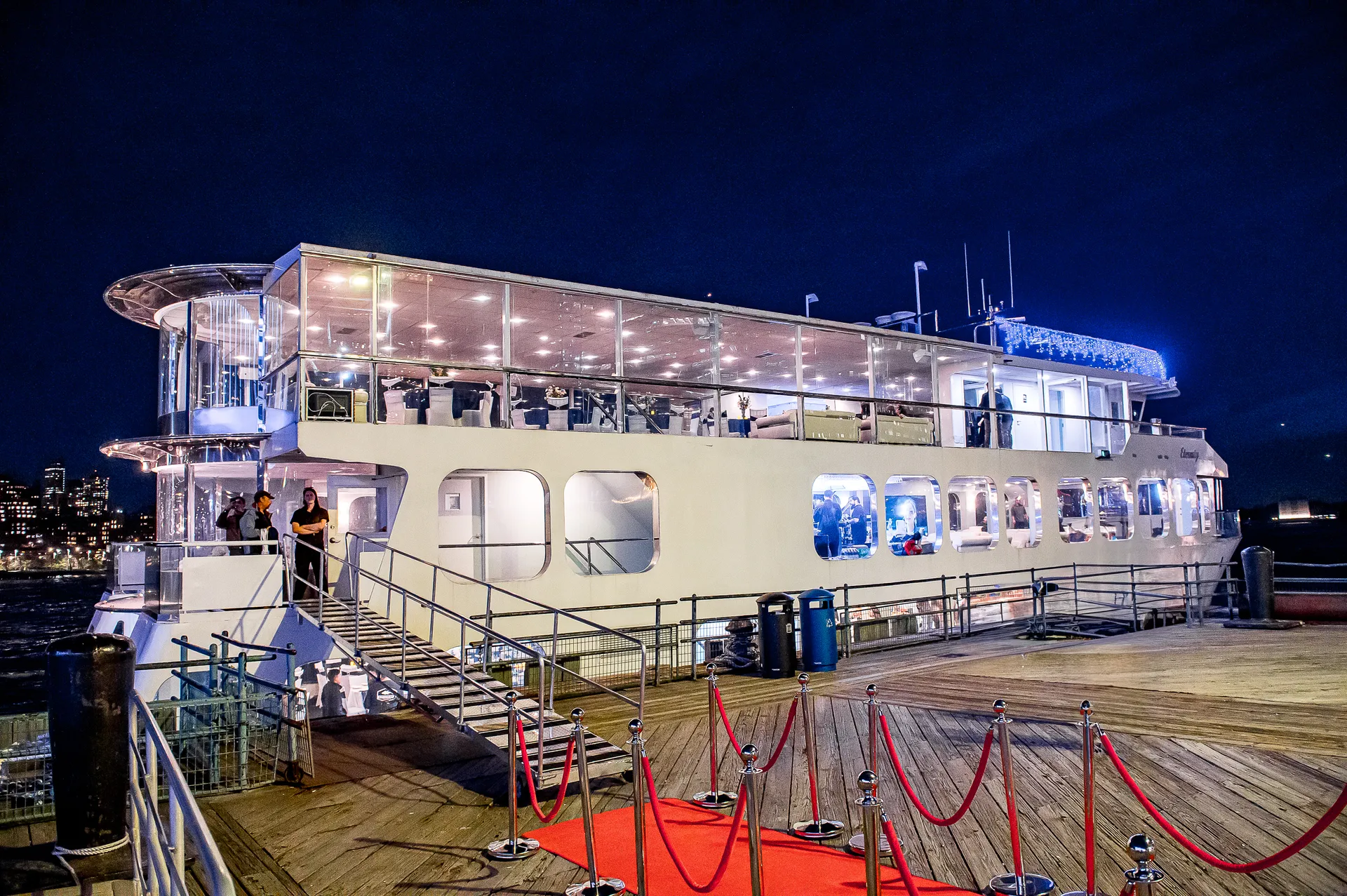 NYC: Gourmet Dinner Cruise with Live Music
