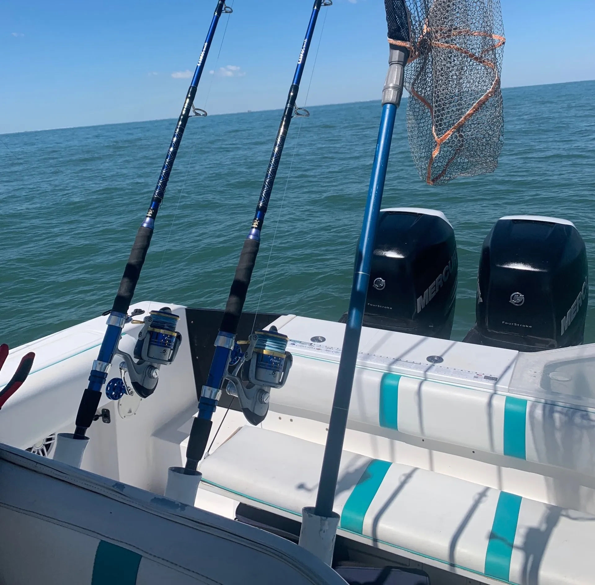 31’ Angler.. made for Fun, Sunning and Cruising. 