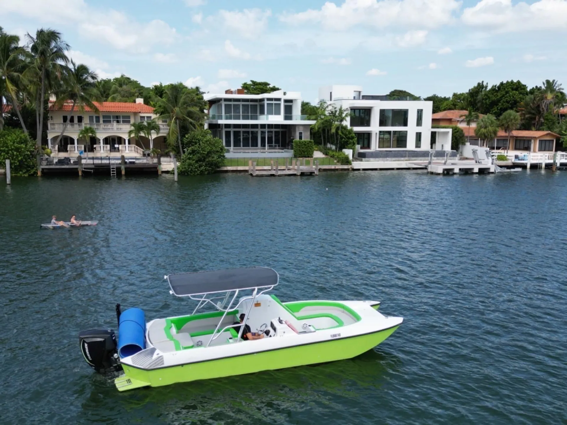 Free hour Luxury catamarán 30”