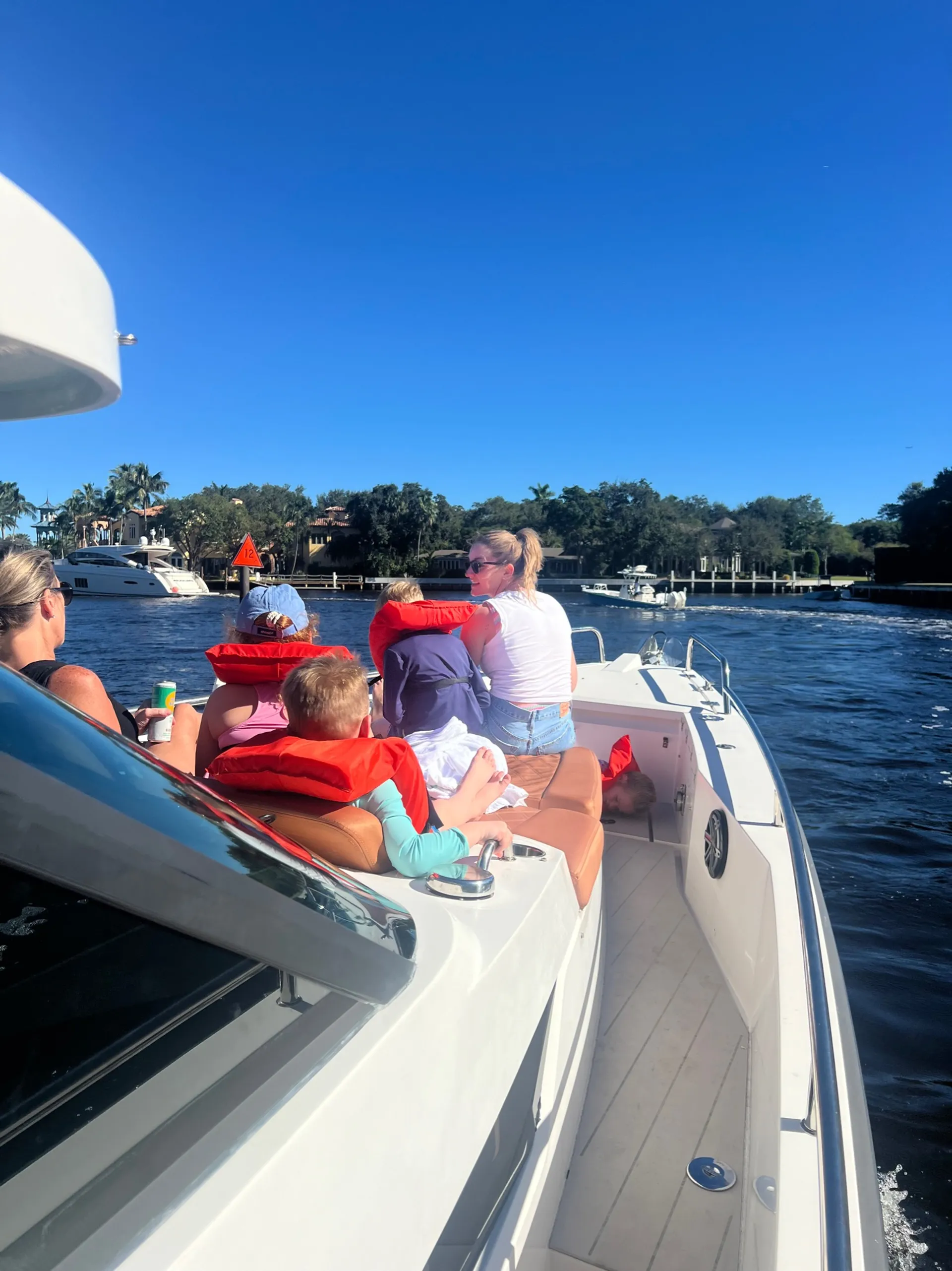 Abeona - Axopar 37 XC