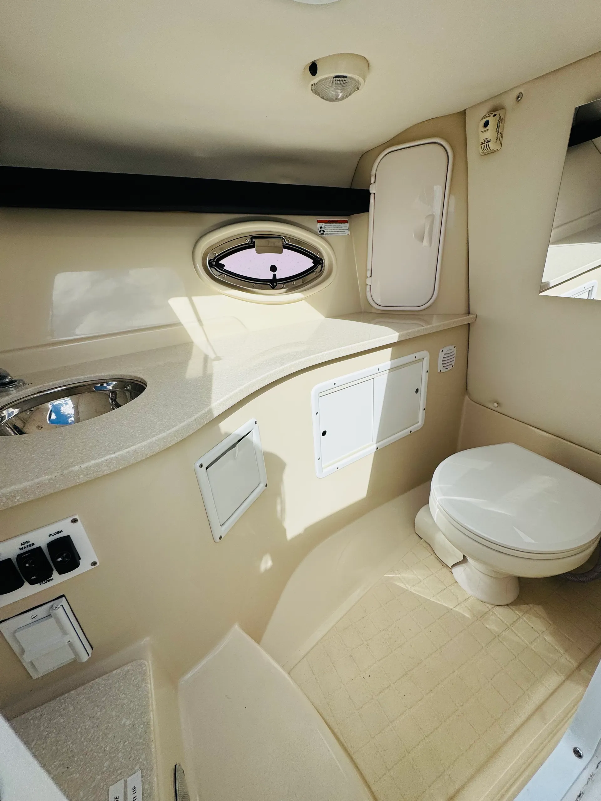 Style The Moment! Celebrate in Luxury! Free Hour Deal! No Hidden Fees!