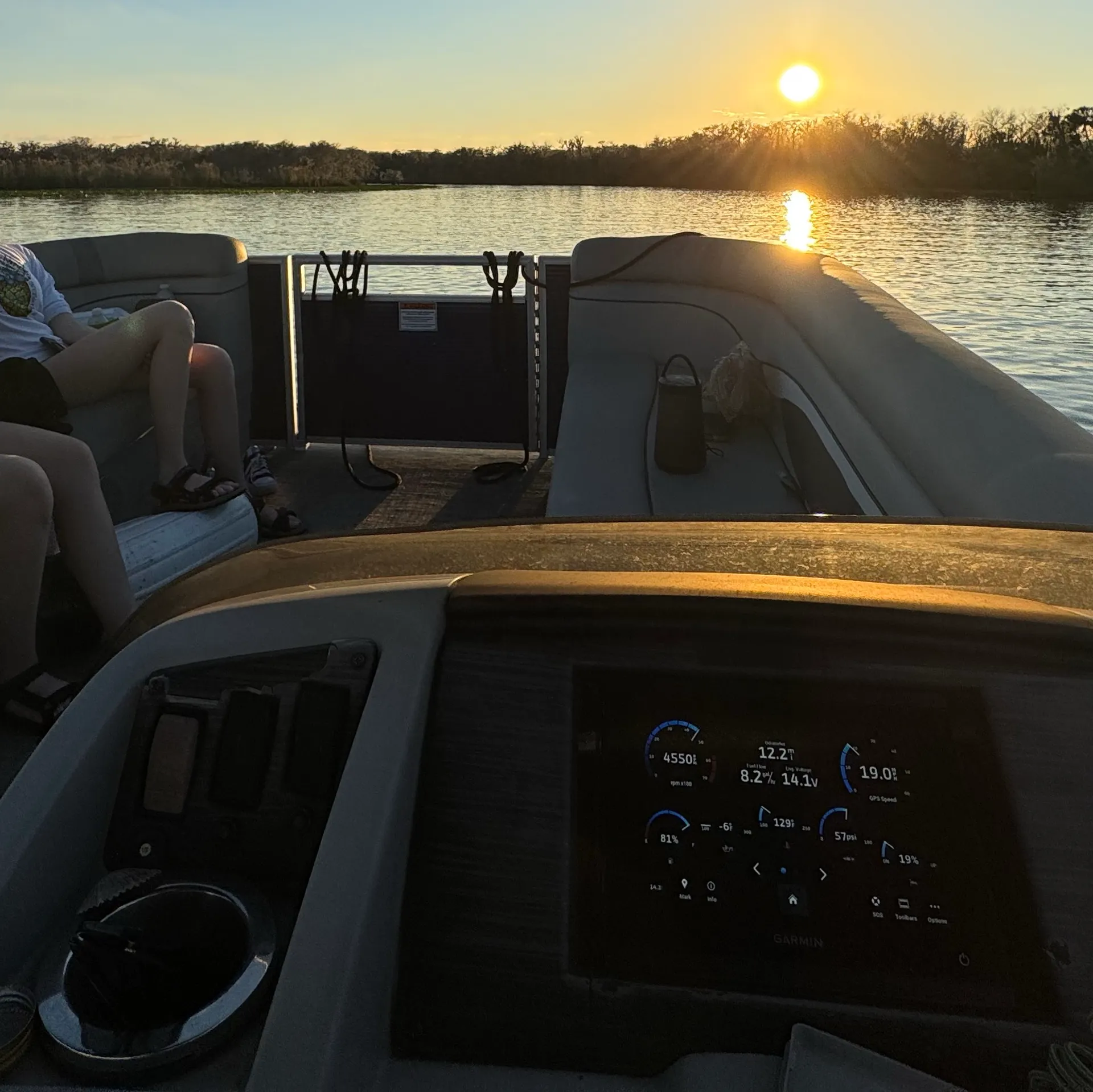 2021 Bennington Pontoon Boat in Lake Monroe!