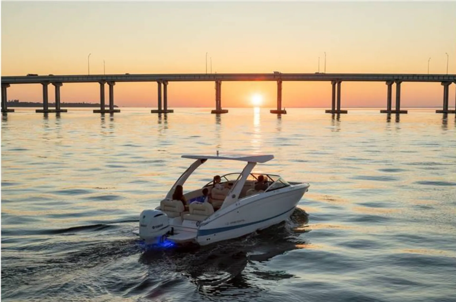 MONTEREY BOATS M-65 in Miami Beach, FL — photo 4