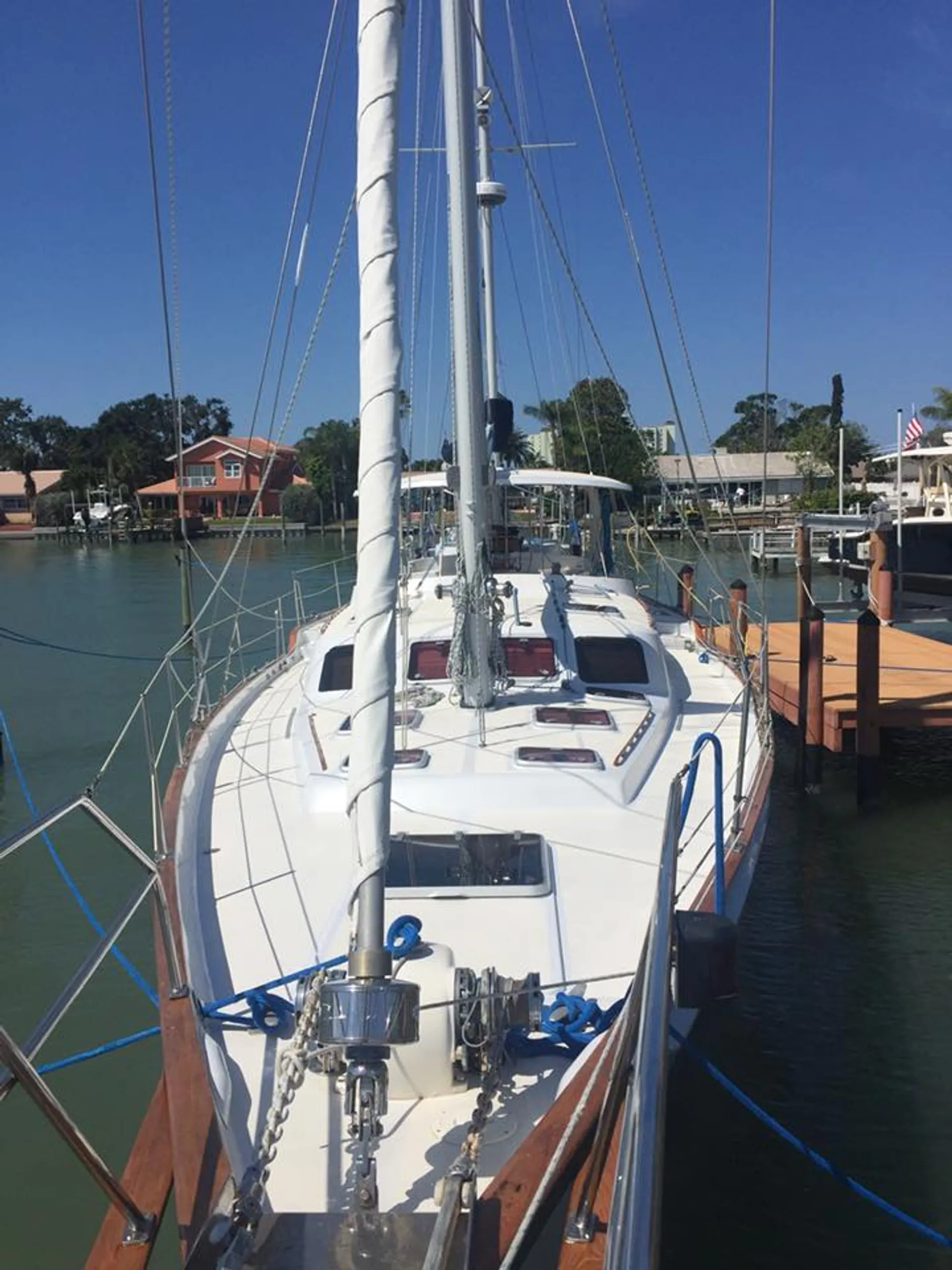 Sail the San Juan Islands  72' Sailboat with large Jacuzzi (Anacortes)