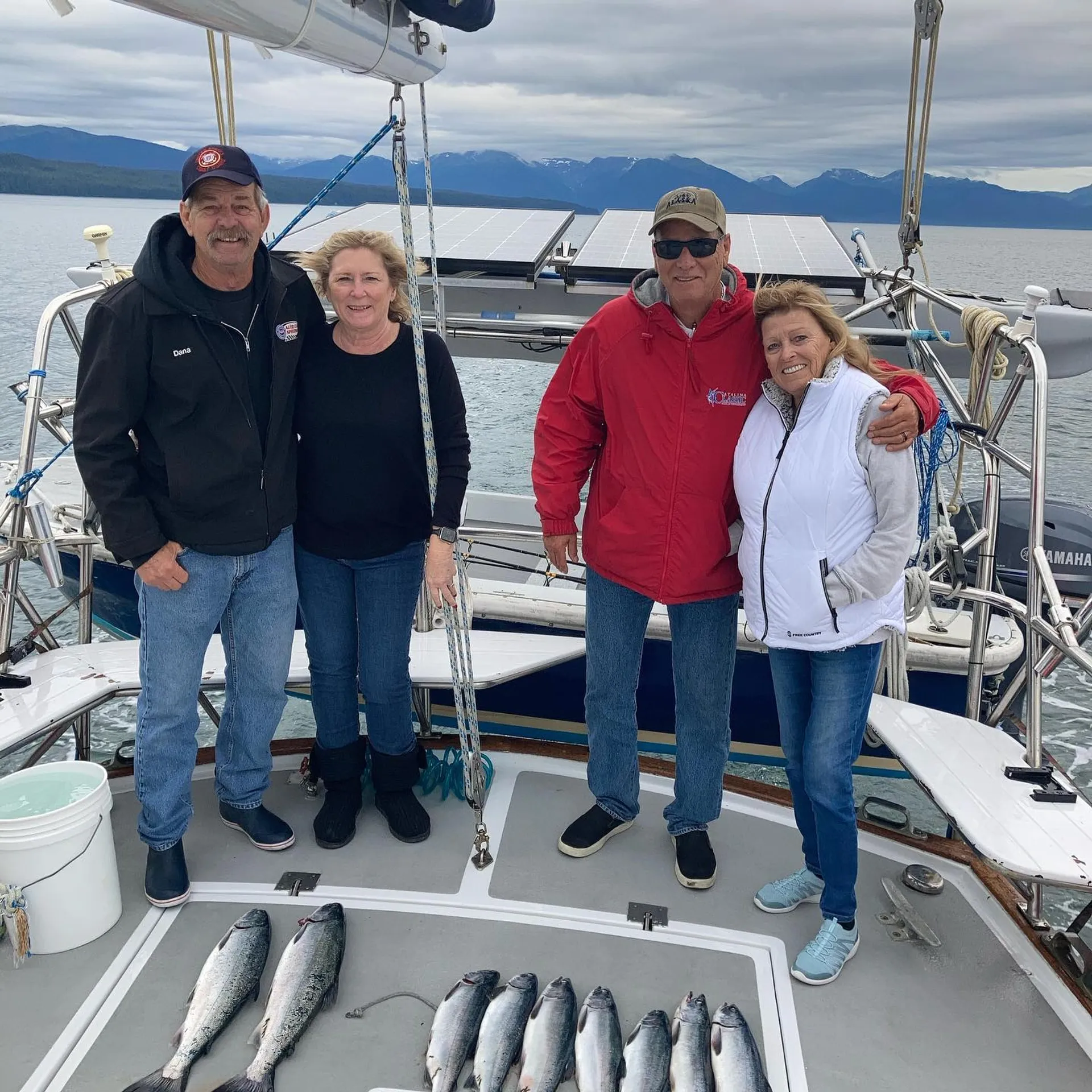 Sail the San Juan Islands  72' Sailboat with large Jacuzzi (Anacortes)