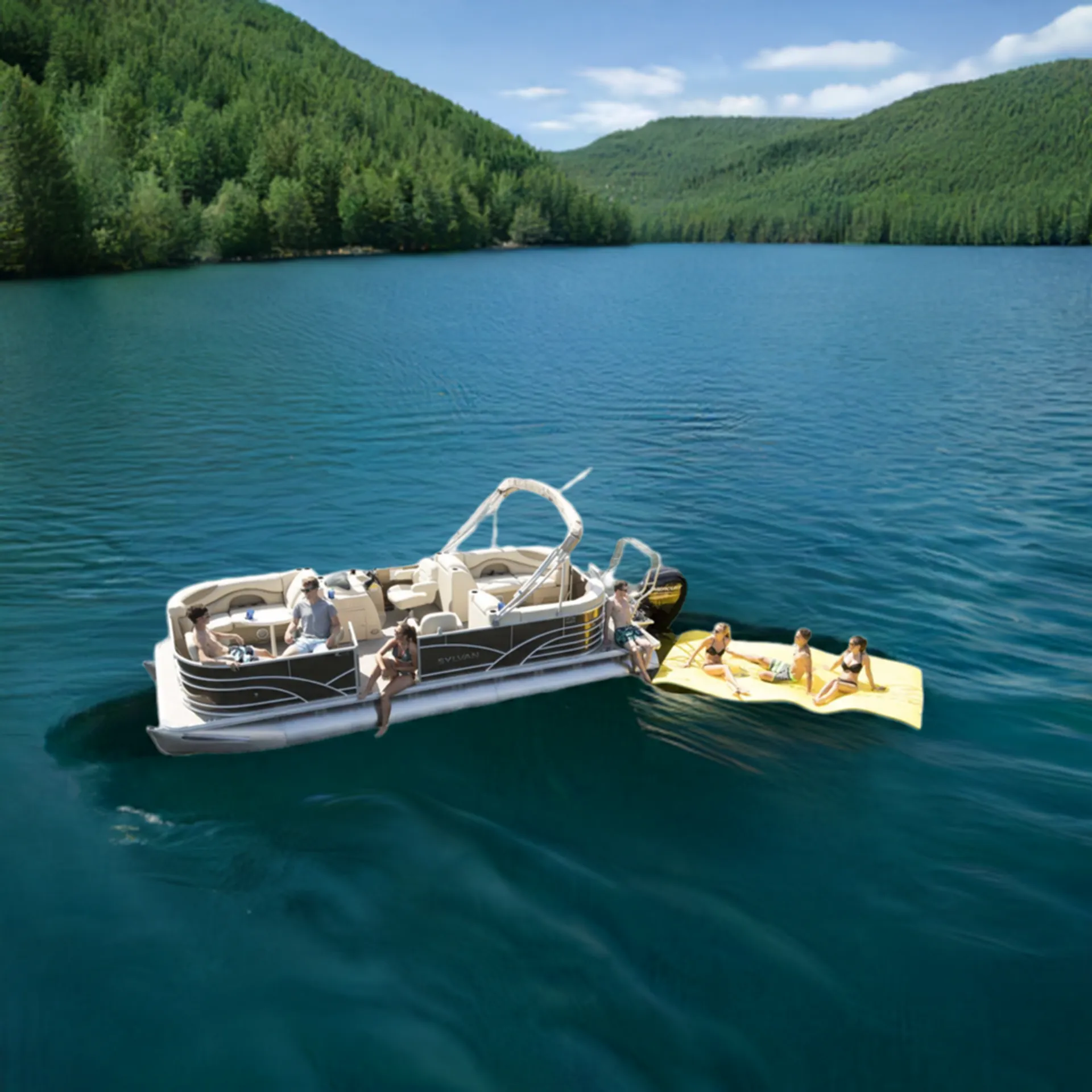 Pontoon Boat Rental on Melton Hill Lake in East Tennessee