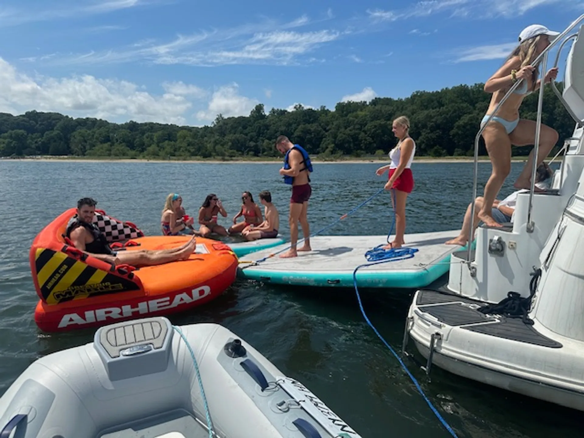 50' Yacht, 12 Guests, All Inclusive, Watersports, fuel, BBQ