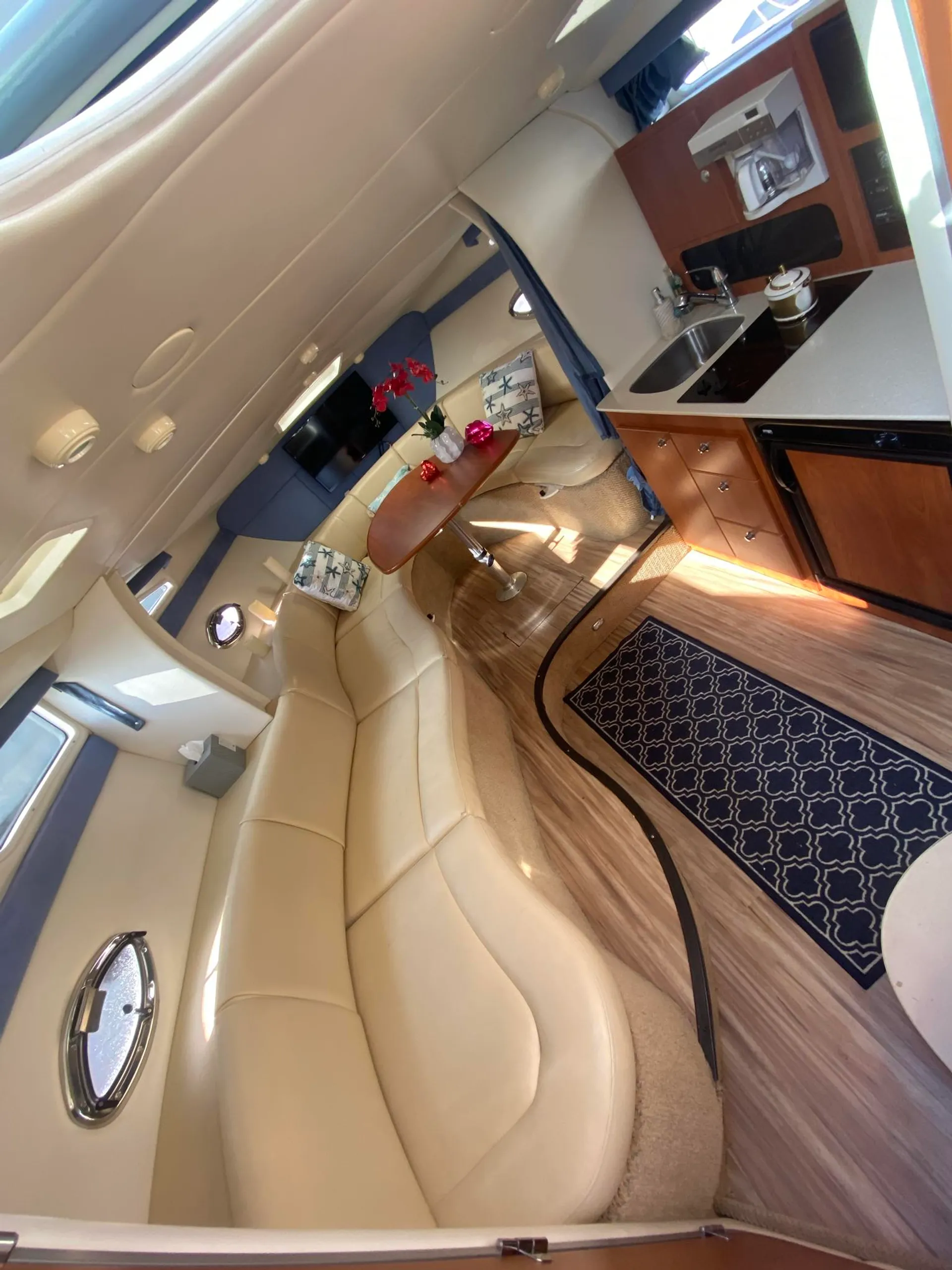 🛥️ YACHT PARTY FOR THE Good Times 🥳🎉