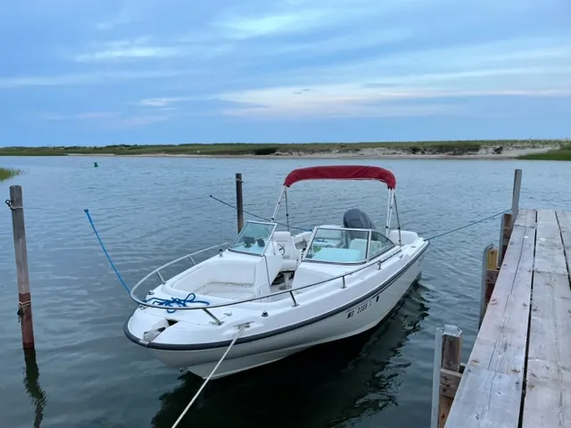 Rent a Boston Whaler 20 bow rider in Barnstable, MA near me