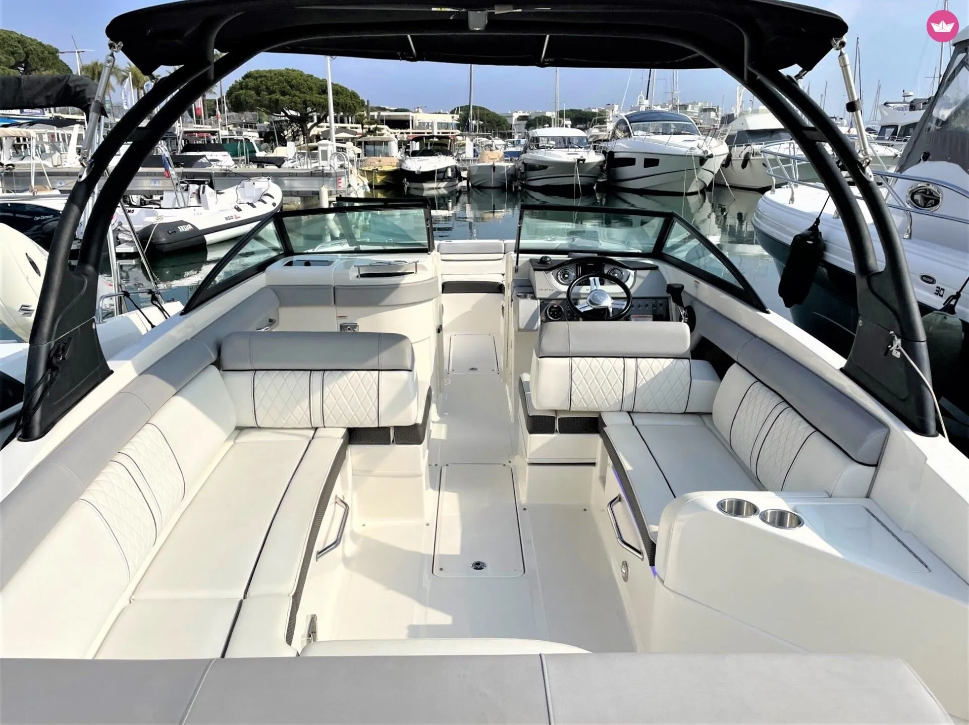 AMUSING PARTY ON 30’ SUNDECK!! FREE HOUR PROMOTION!! NO HIDDEN FEES!!