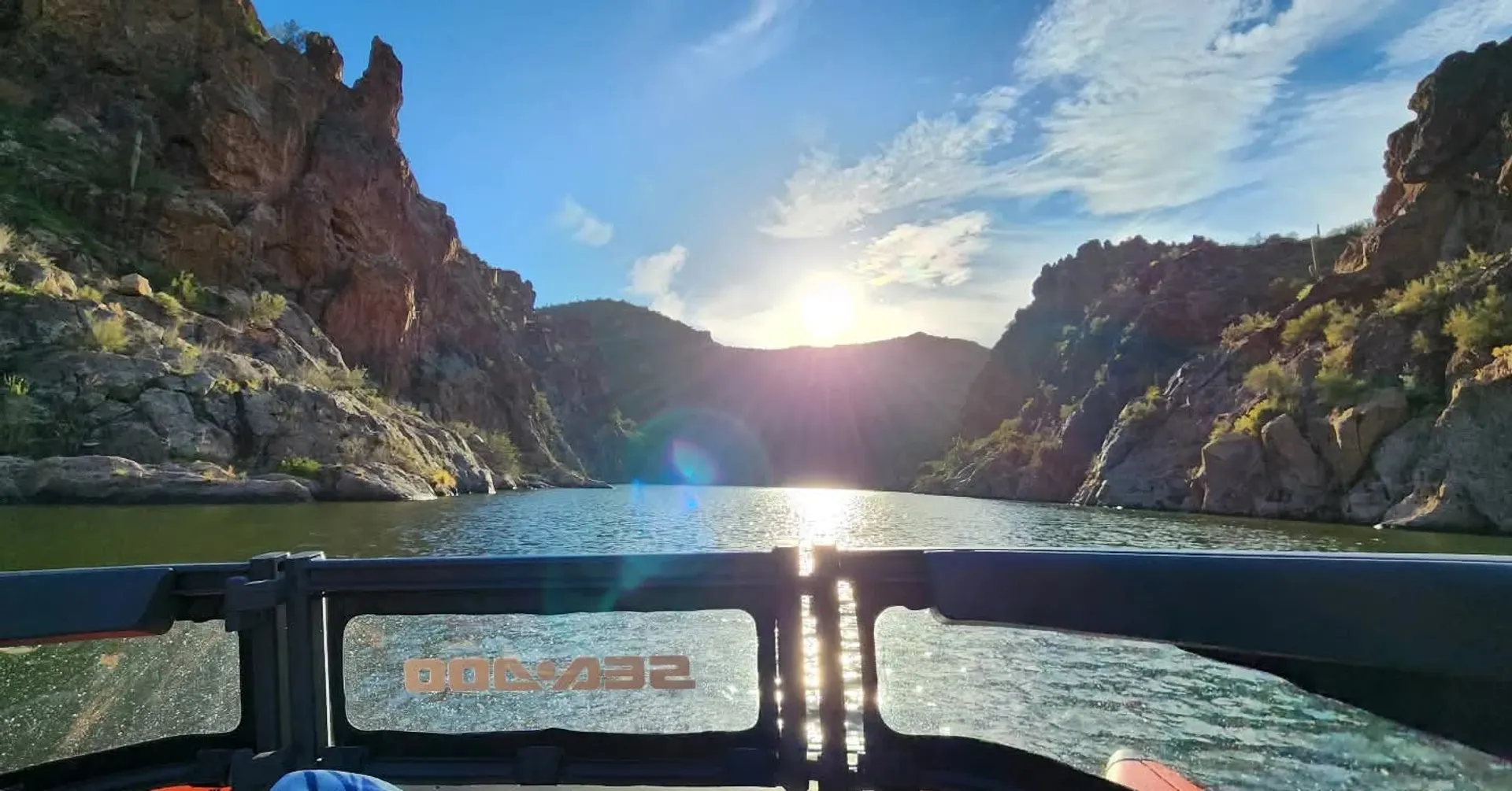 🌊 21ft Pontoon – Explore Arizona’s Lakes in Comfort &amp; Style! 🚤☀️