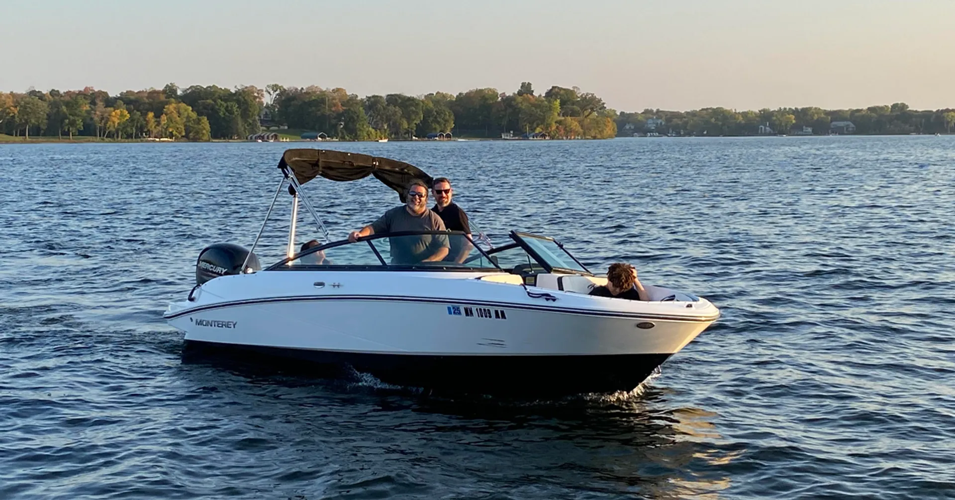 High-Performance Ski Boat – Tubing, Water Skiing & Lake Minnetonka Fun