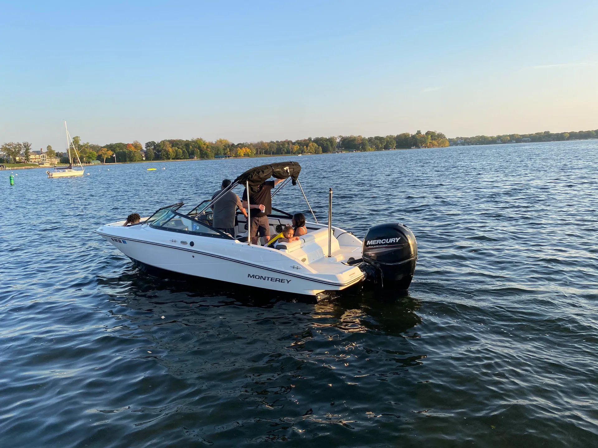 High-Performance Ski Boat – Tubing, Water Skiing & Lake Minnetonka Fun