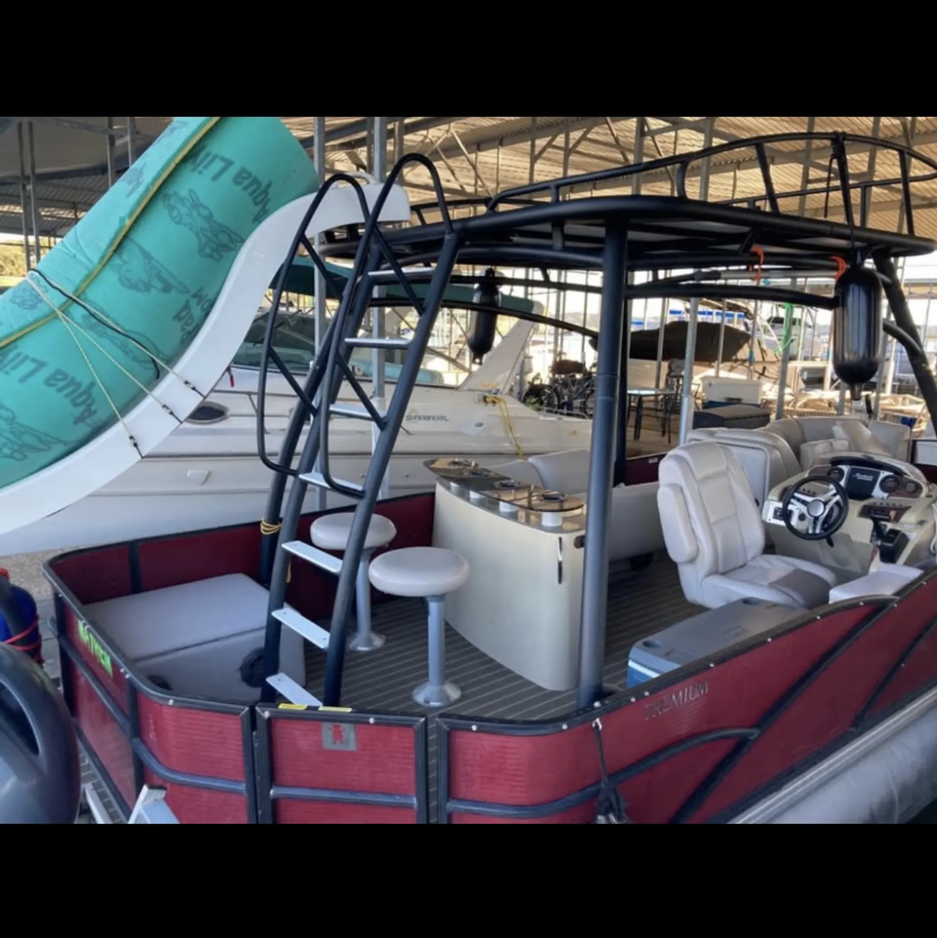 26ft - Godfrey AquaPatio Sweetwater Double Decker w/Slide 