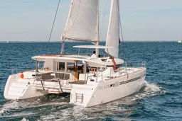 Stunning Catamaran for 2, or 12!! (up to you) 