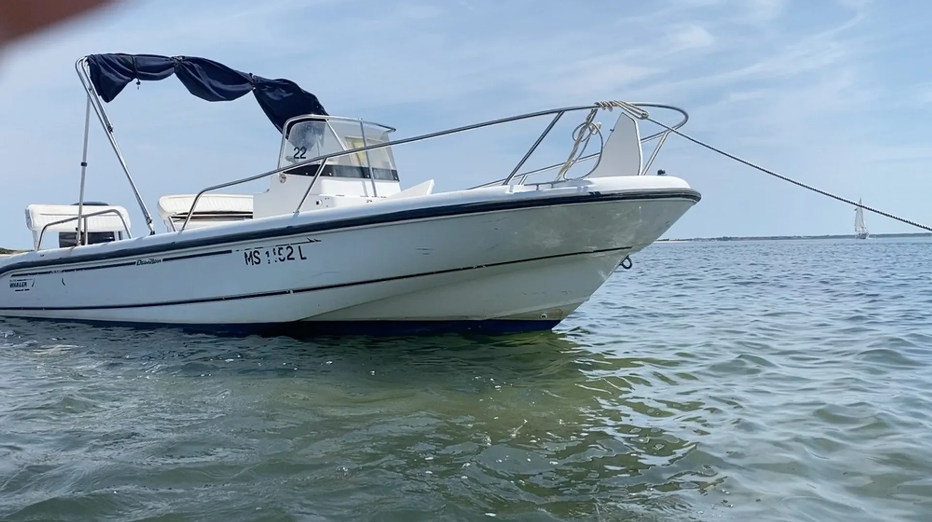 Boston Whaler 18 Dauntless Center Console  in Nantucket, MA — photo 3
