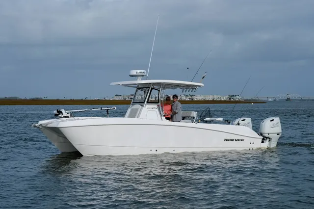 Rent a Twin Vee center console in Mount Pleasant, SC near me