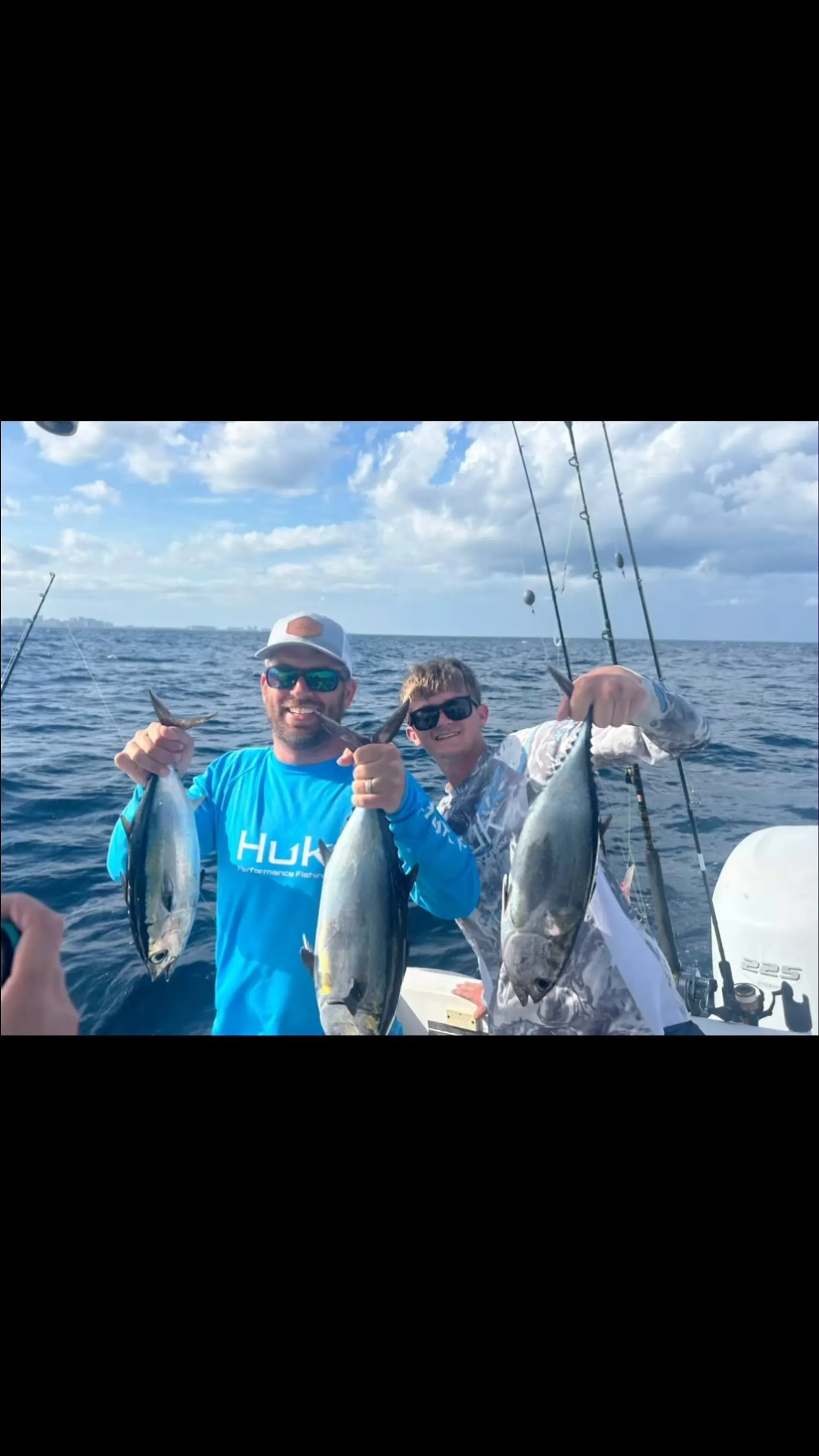 Cobia 24 Ft. Center Console boat for Cruising or Fishing with captain