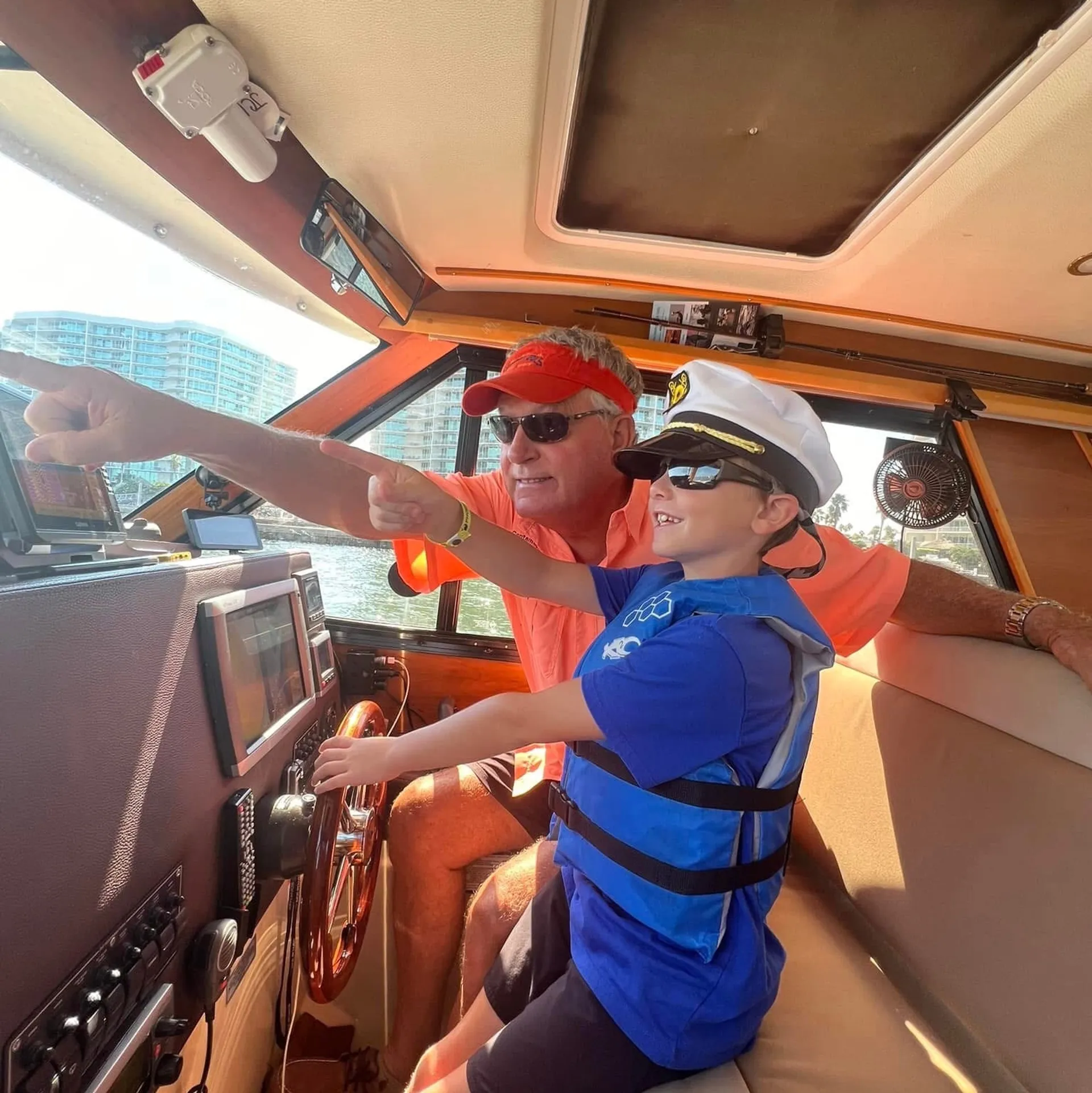 28' boat for Dolphin, sunset & Siteseeing Cruise in  Orange Beach, AL!