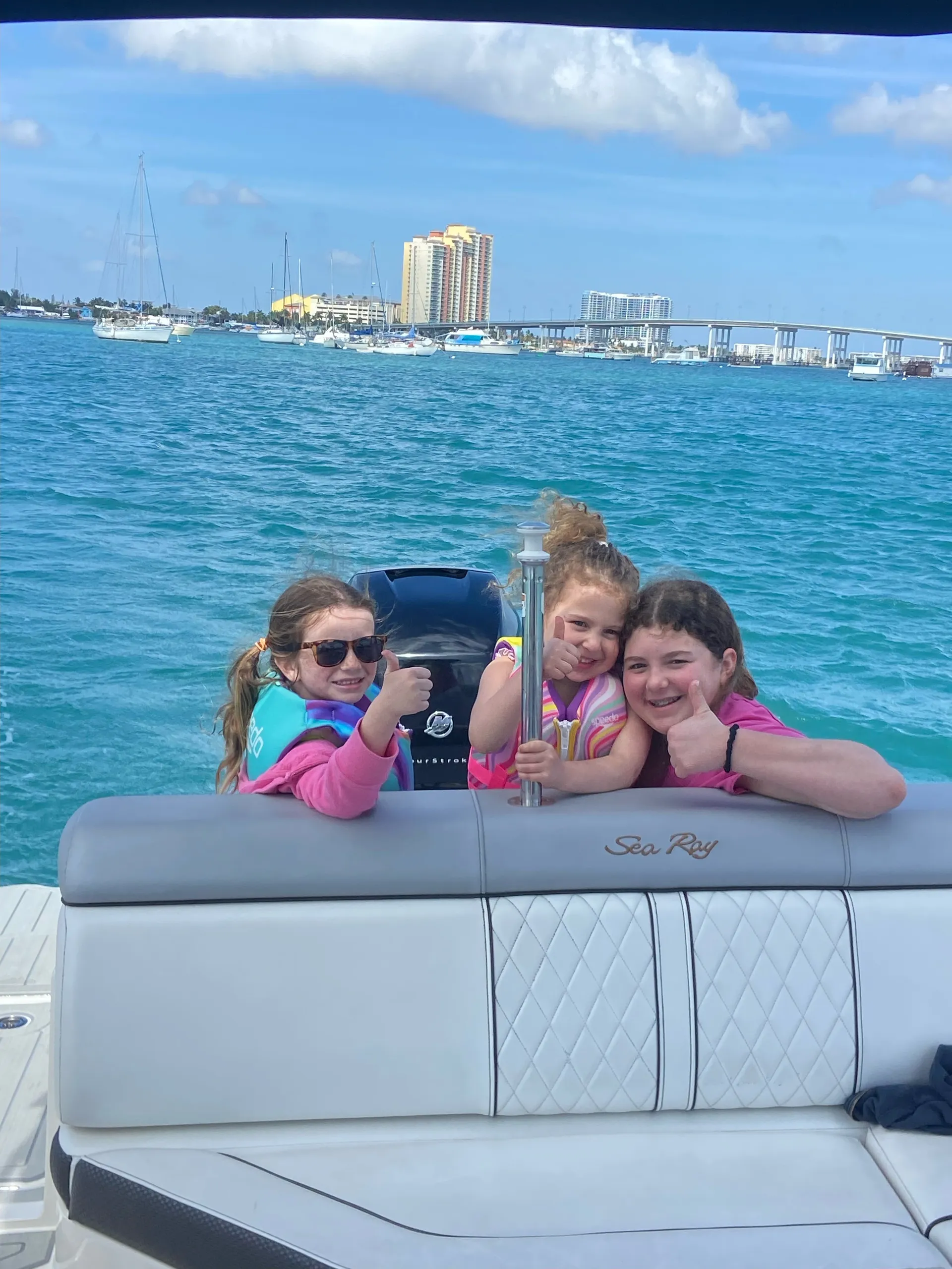 Peanut Island Tour aboard Sea Ray Luxury Boat