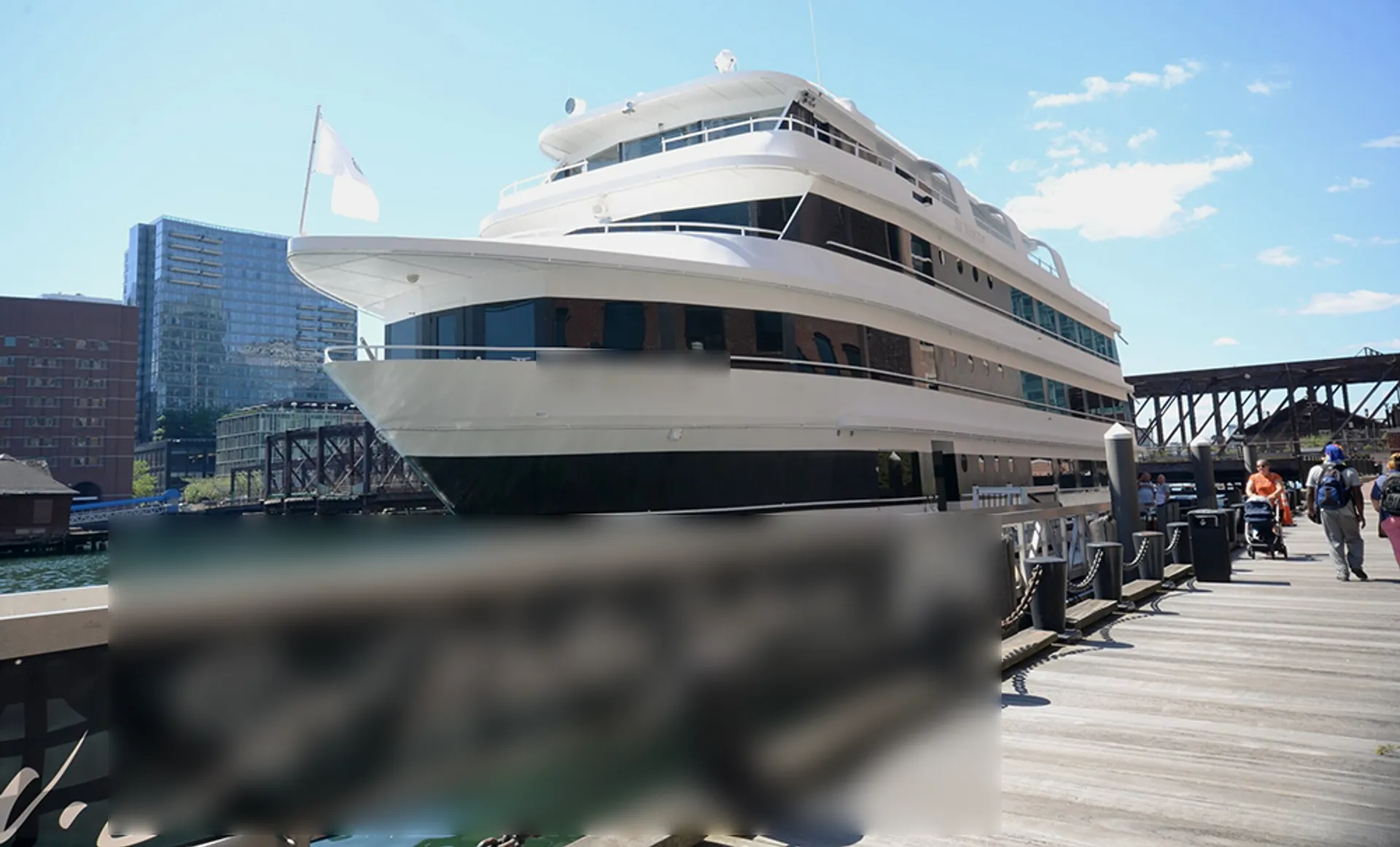 Sir Winston  128' in Boston, MA — photo 6