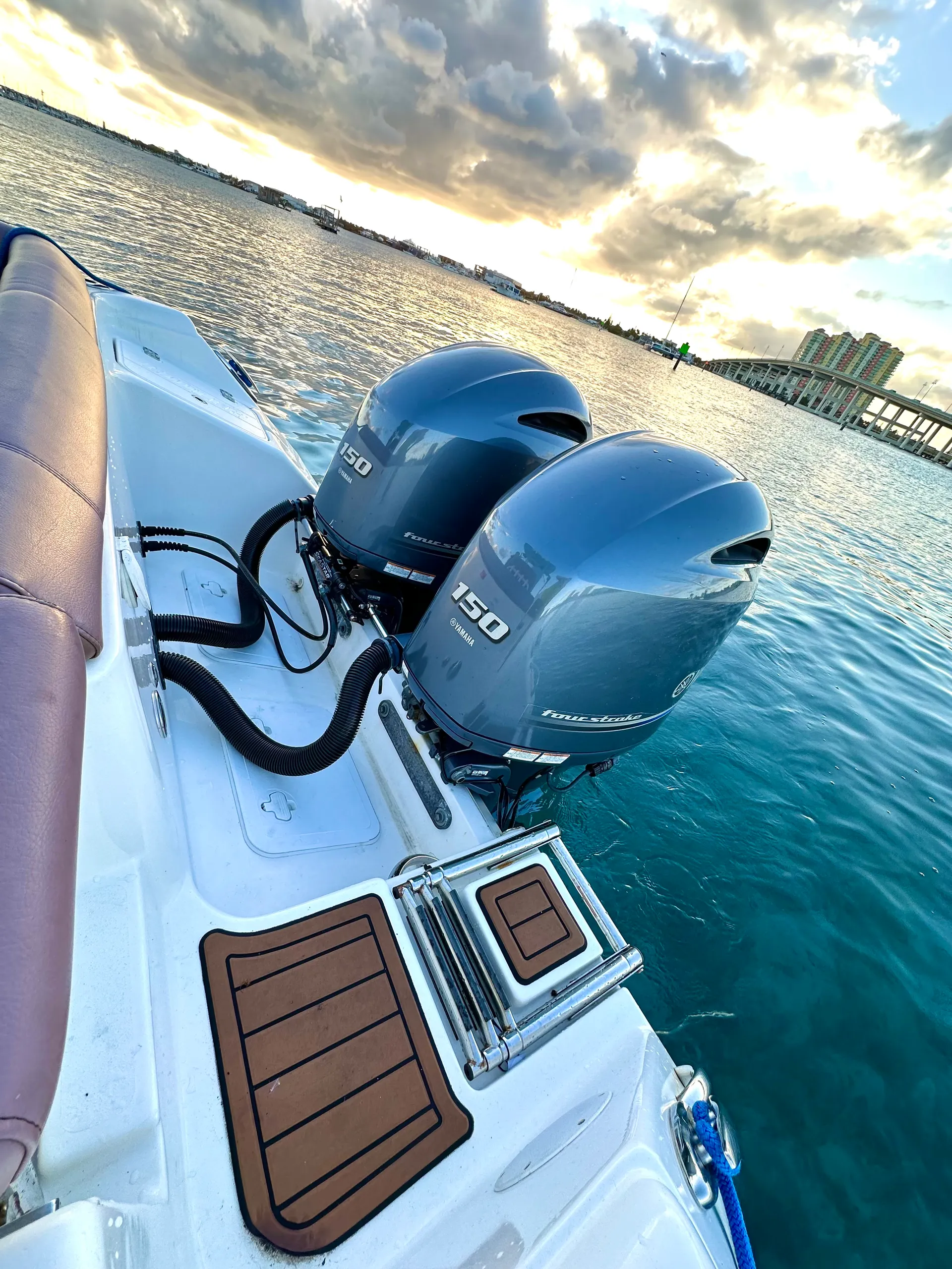 TIDEWATER BOATS 252CC ADVENTURER W/2-150HP in Riviera Beach, FL — photo 5