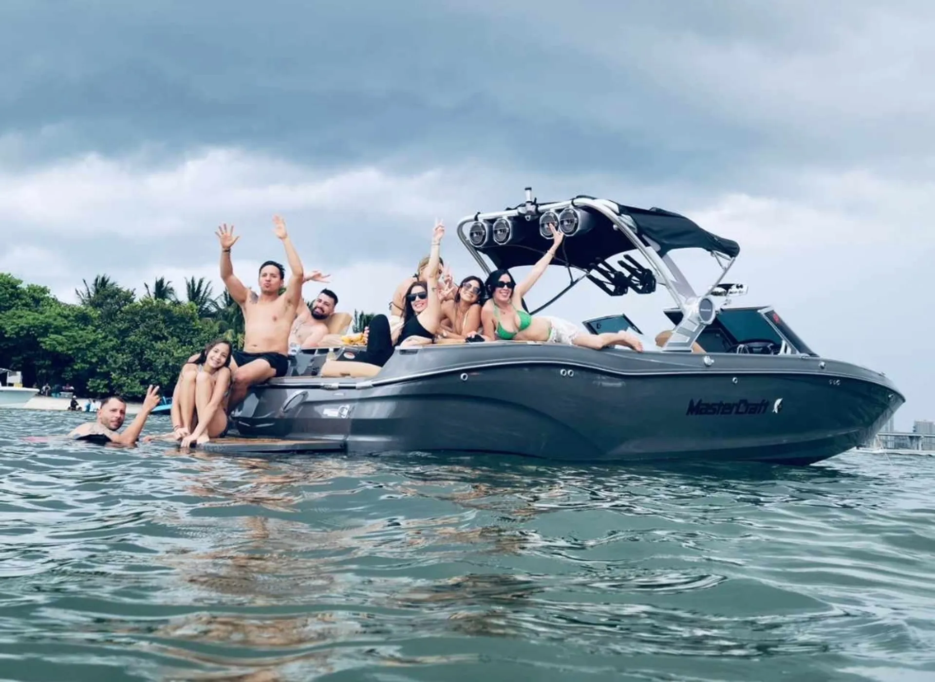 Luxury Mastercraft X26 Enjoy The Sea In Style