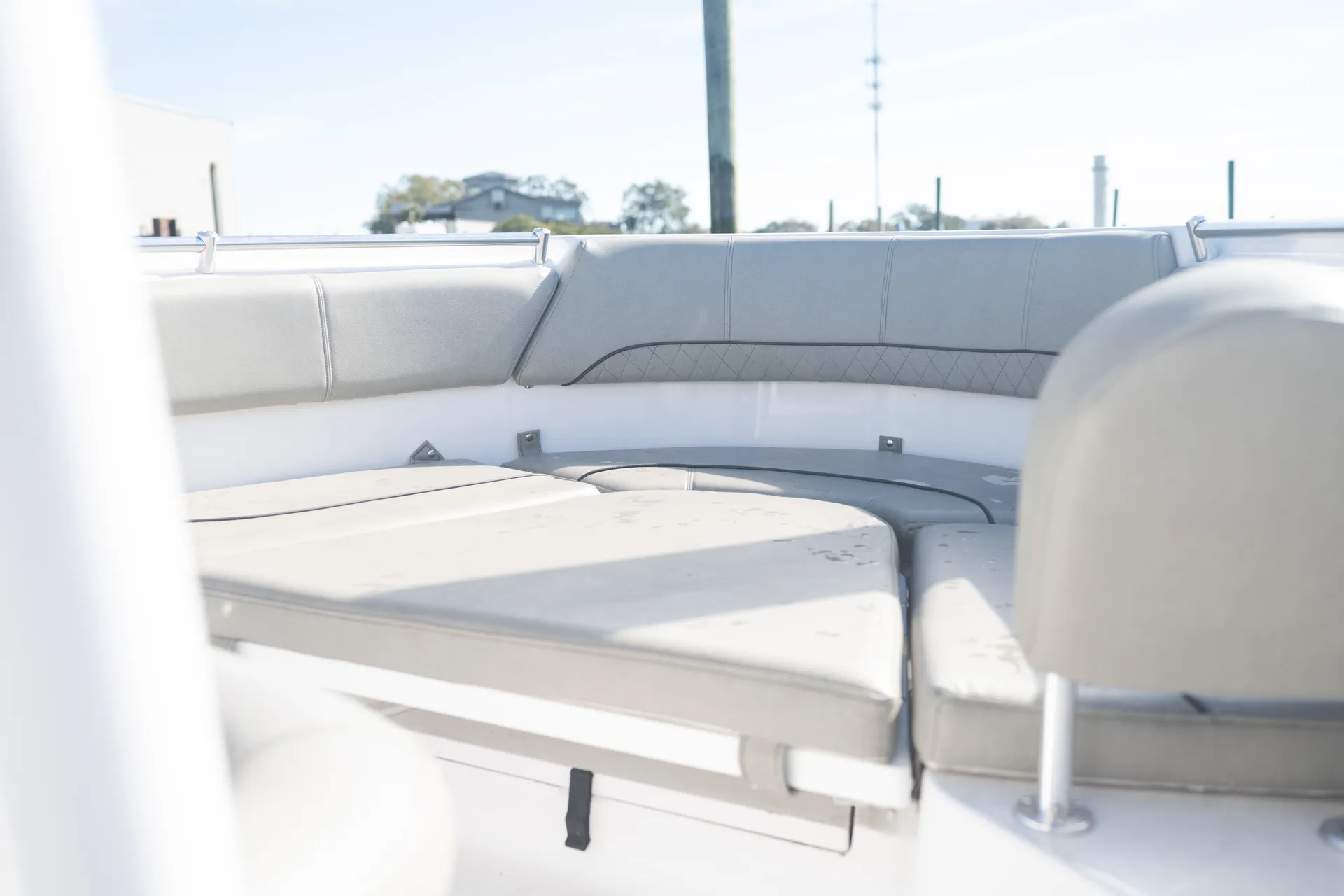 23ft Luxury Center Console – Explore Charleston!