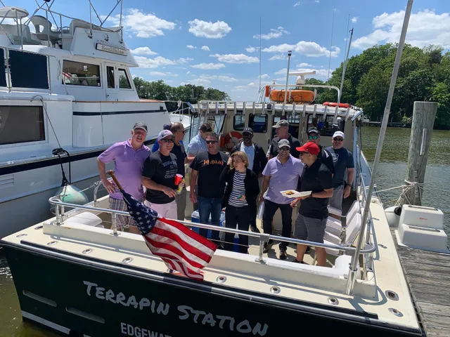 Rent a Carmen cruiser in Edgewater, MD near me