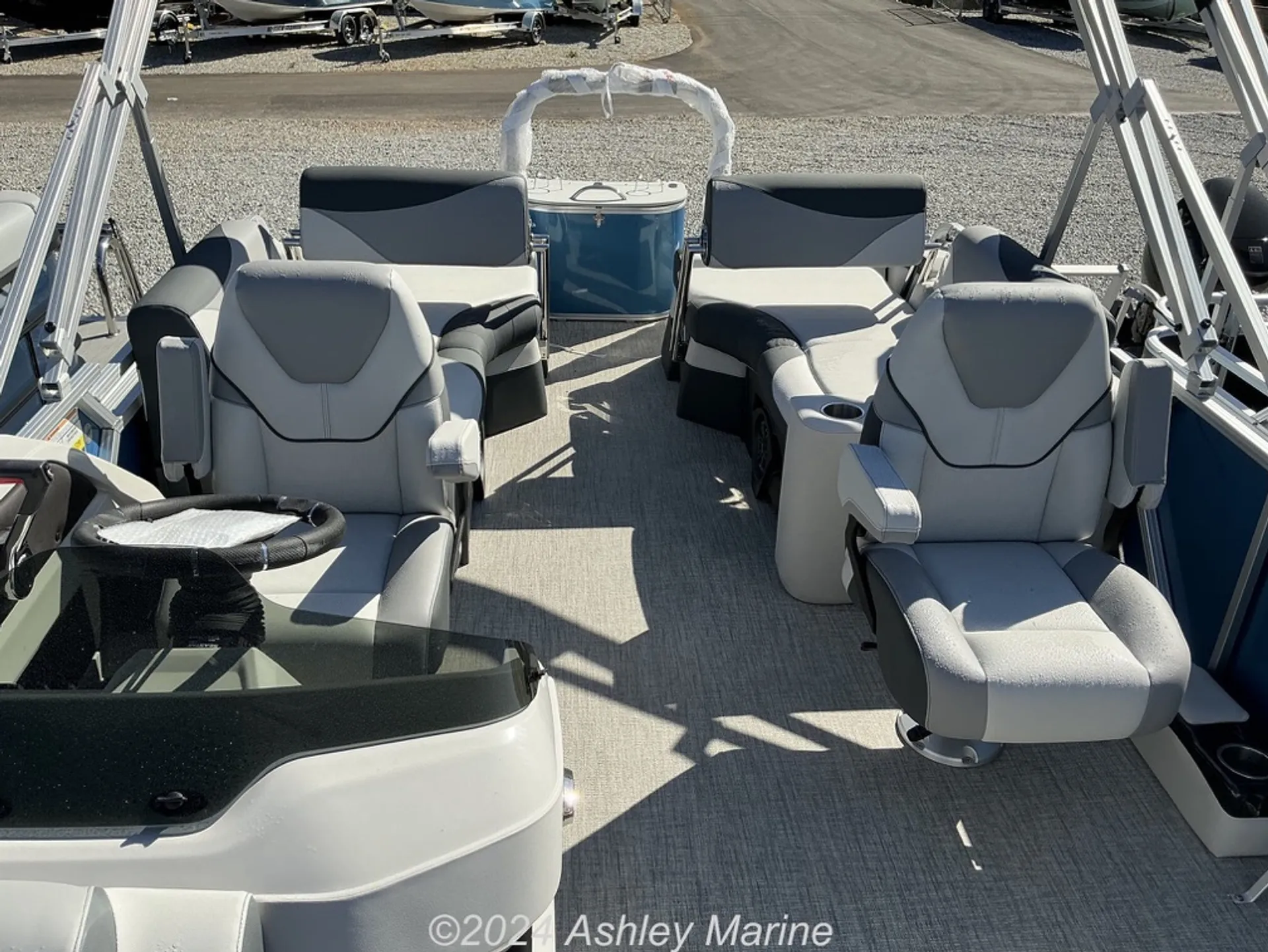 Brand-New 2025 Avalon LSZ Pontoon - Seats 12. Your Perfect Day Awaits!