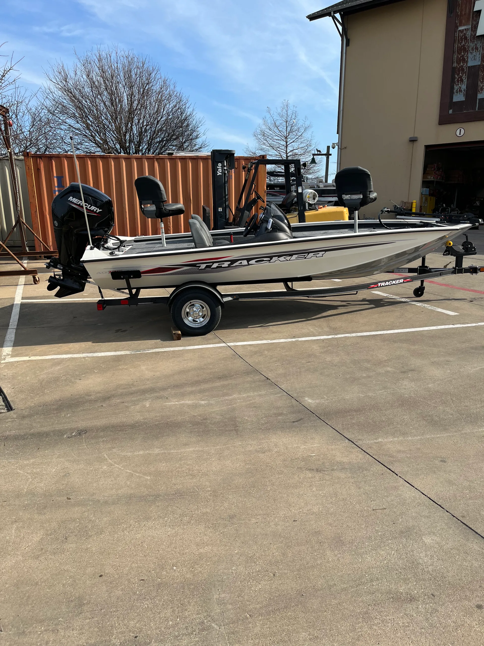 Bass Boat Fishing Lake Ray Hubbard